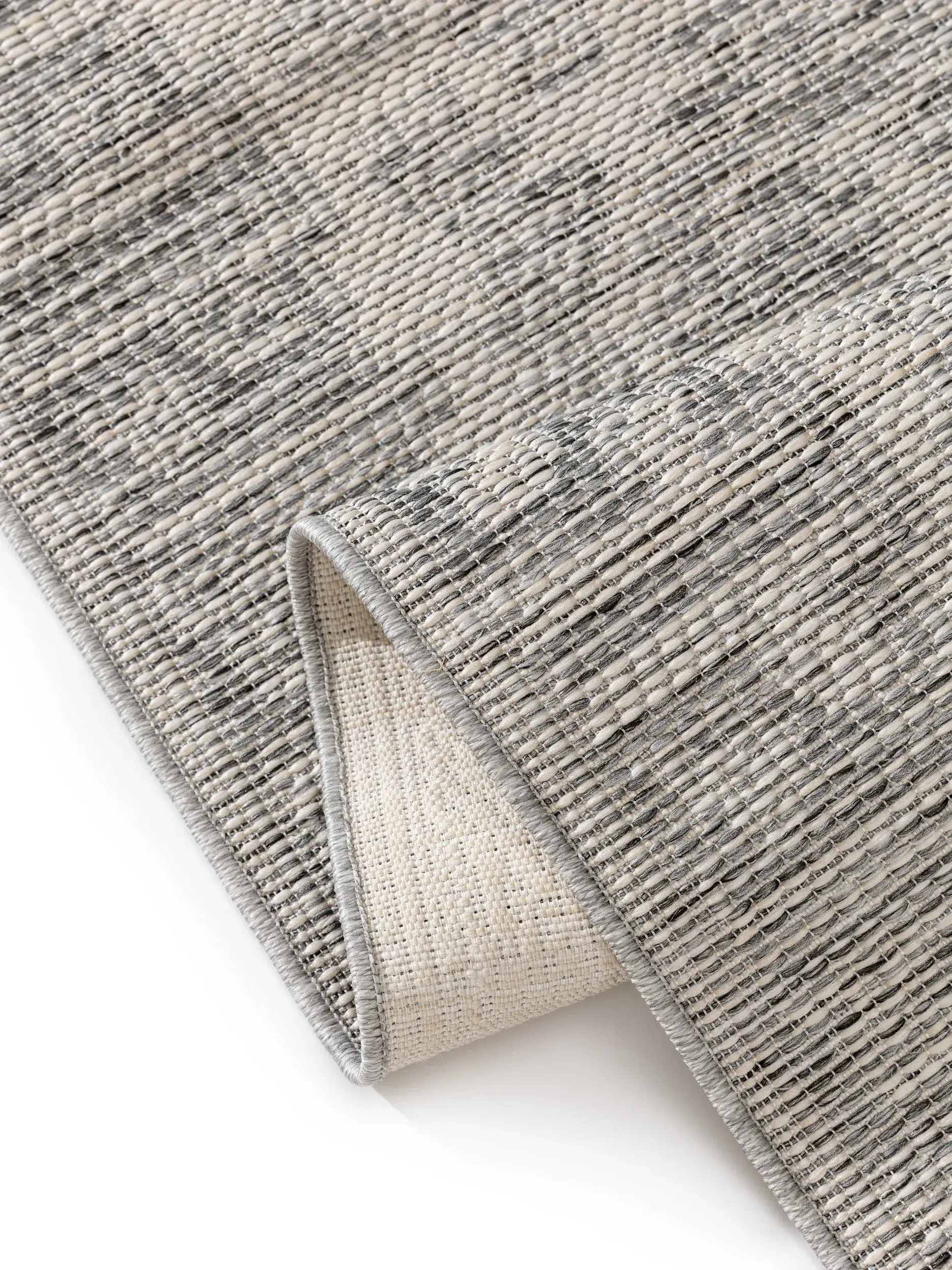 Rug made of 100% Polypropylen in Grey with a 100% Polypropylen high pile by benuta Nest
