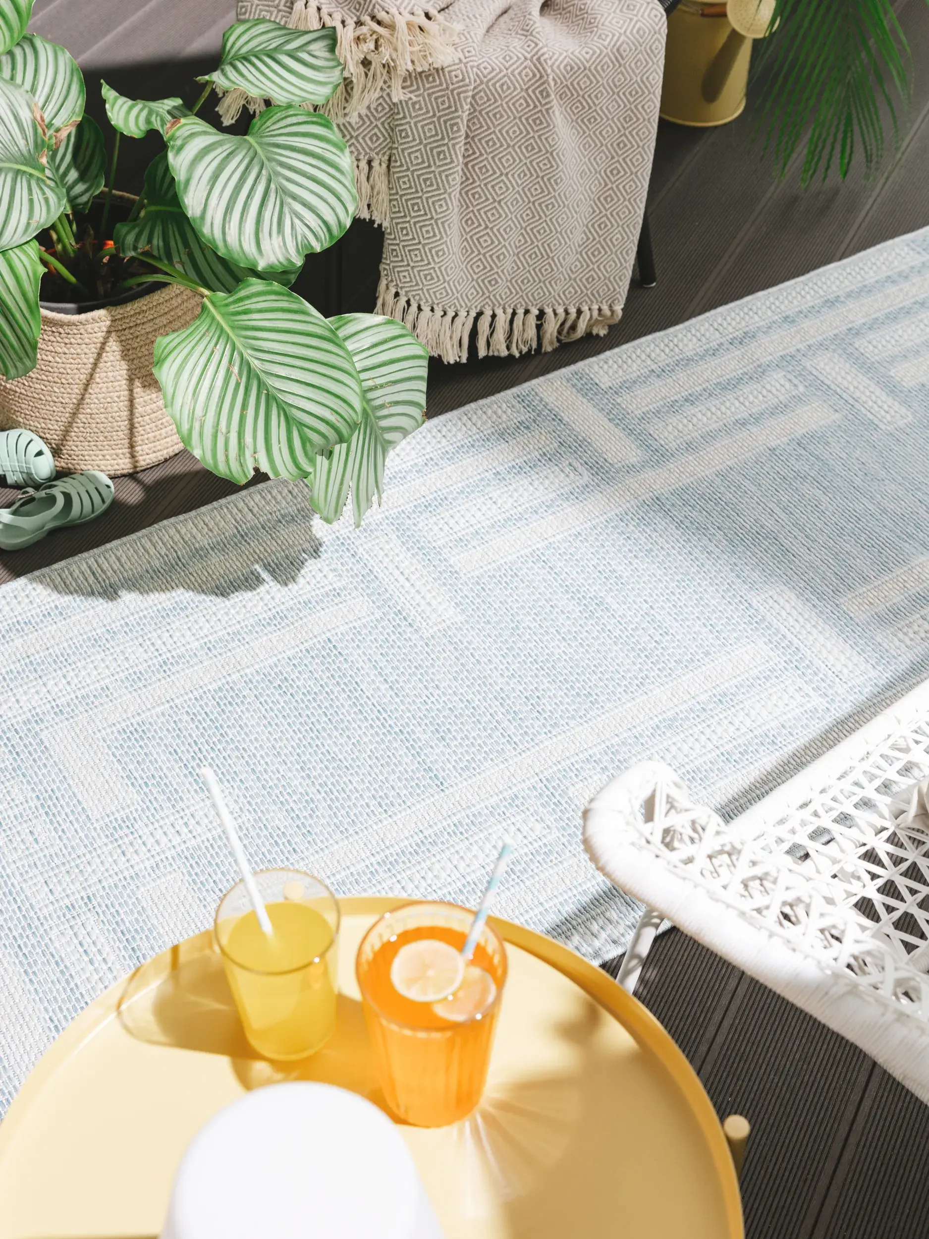 Rug made of 100% Polypropylen in Blue with a 100% Polypropylen high pile by benuta Nest
