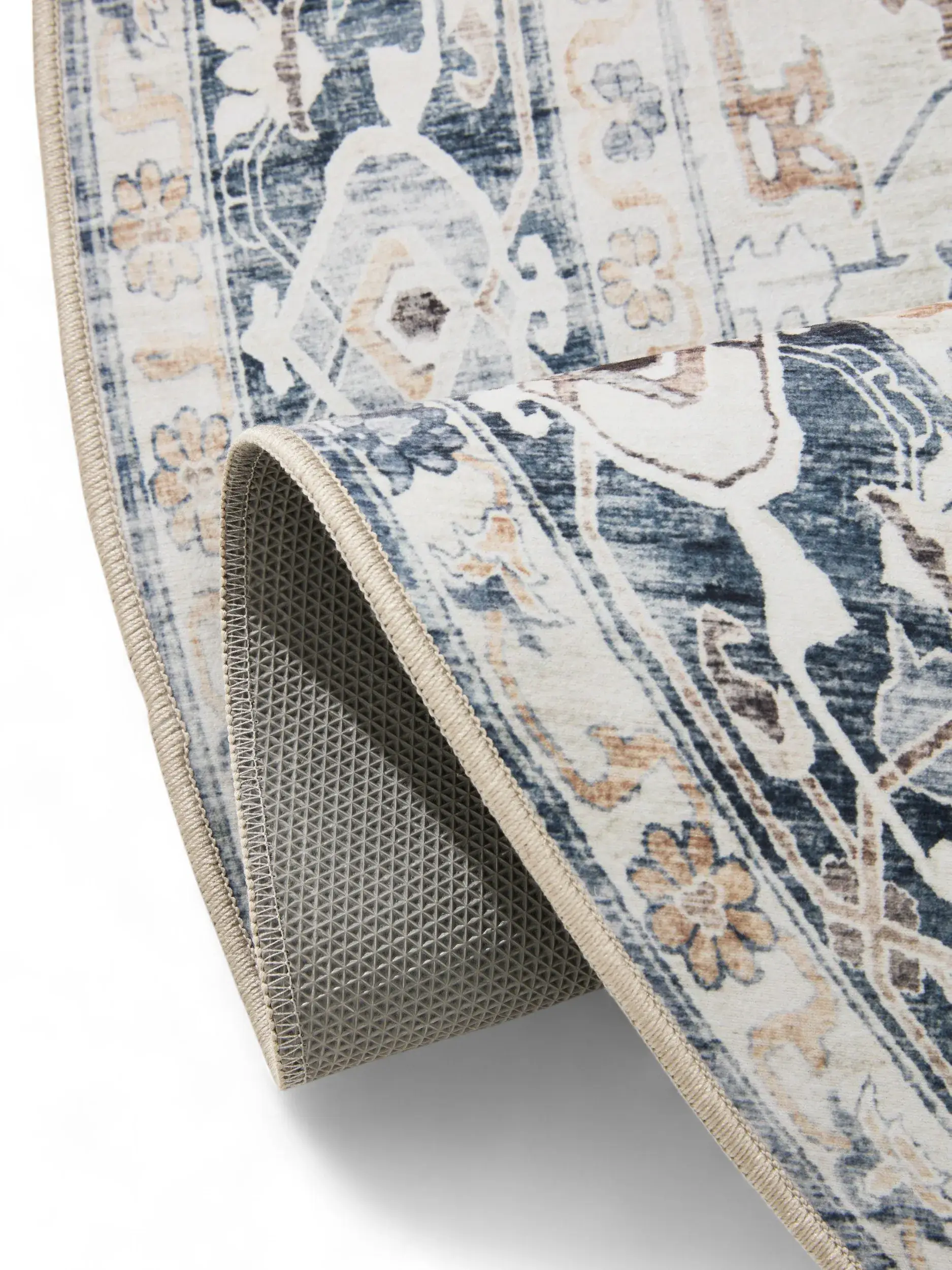 Rug made of 100% Polyester in Beige with a 100% Polyester high pile by benuta Basic