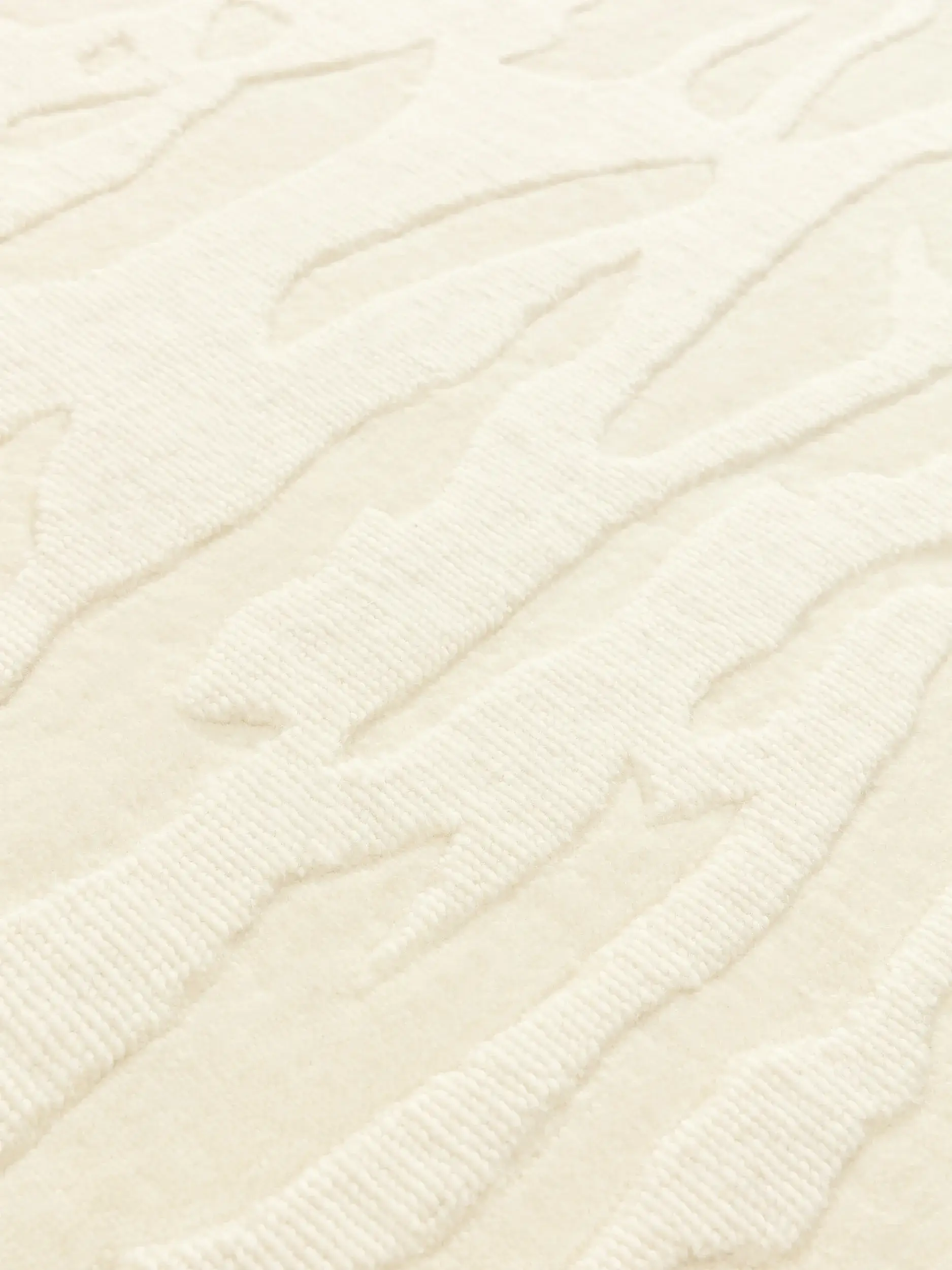 Rug made of 100% Wool (from New Zealand) in Beige with a 100% Wool (from New Zealand) high pile by benuta Finest