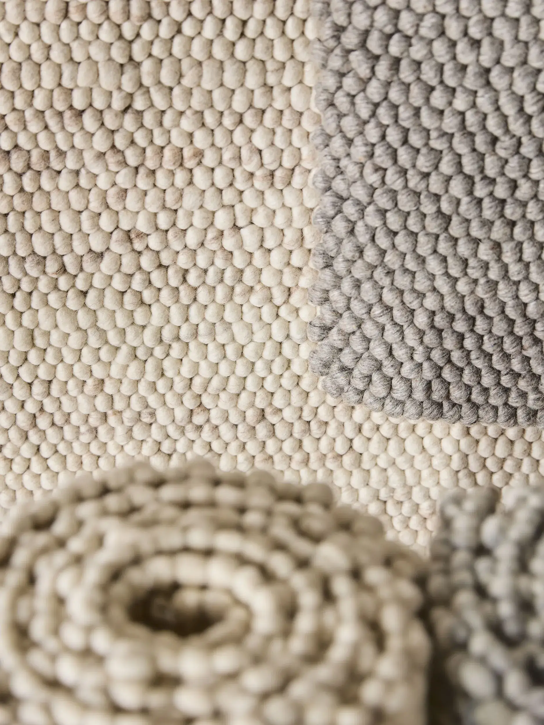 Teppich Beads aus 70% Wolle, 30% Polyester in Beige von benuta Pure