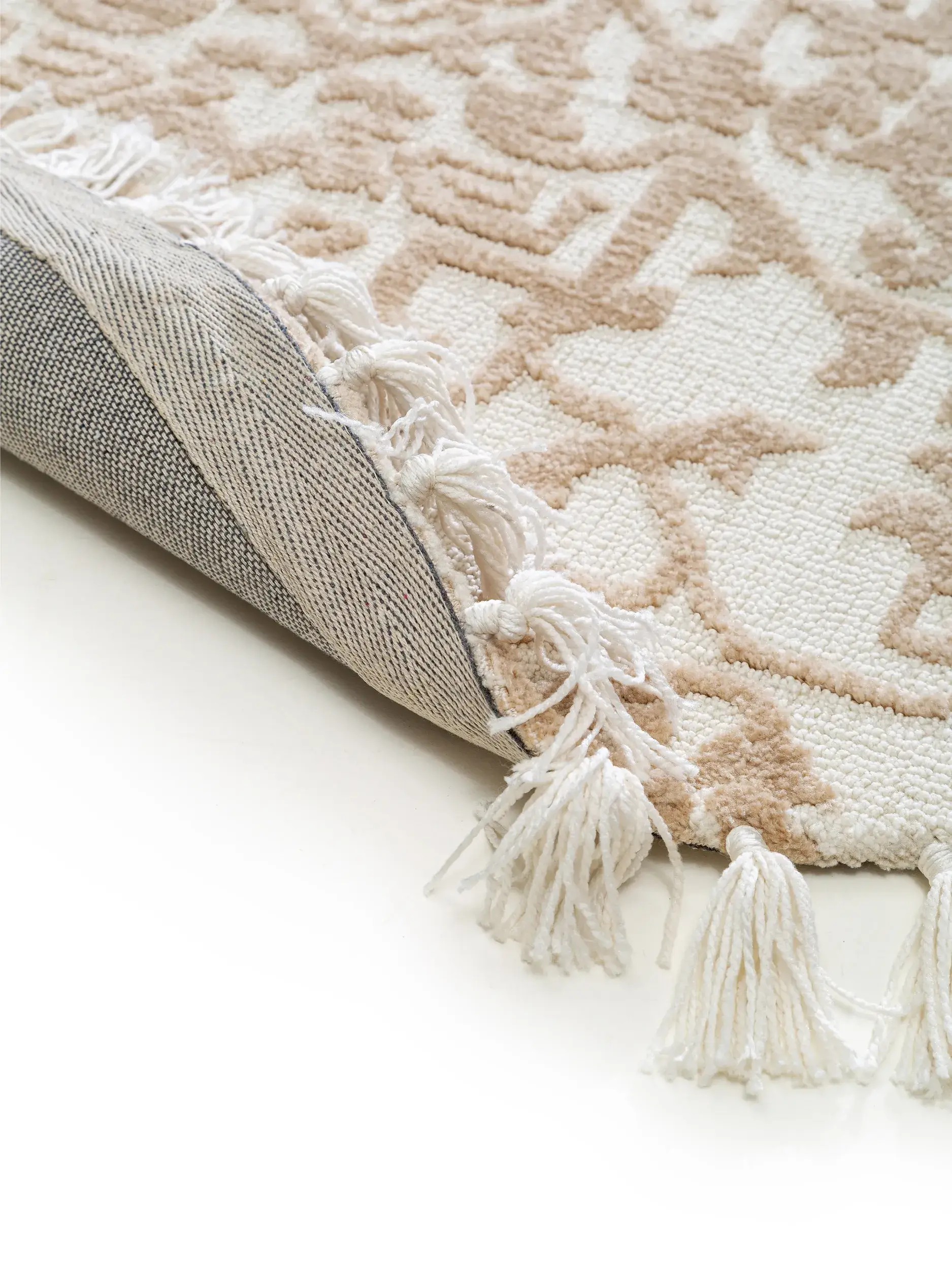 Alfombra de 100% Poliéster (Microfibra) en Beige con un pelo de {{Placeholder_Pile Height}} de altura de benuta nest