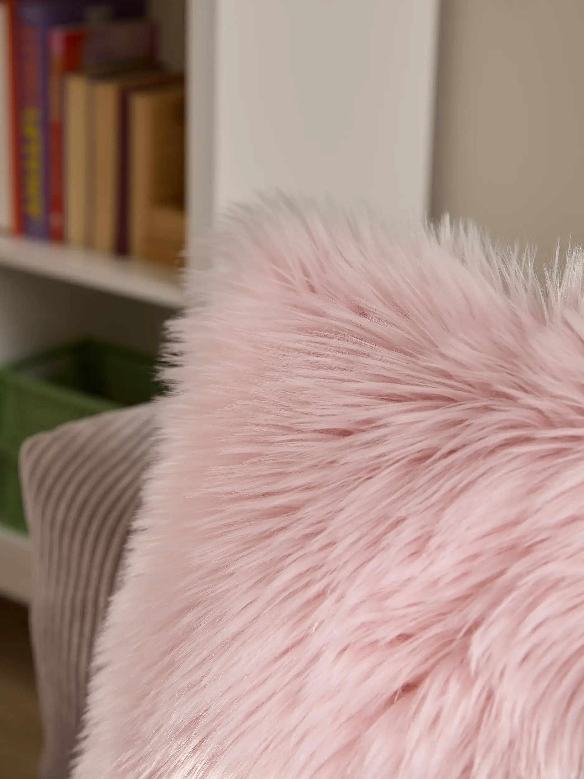 Kissen Nanuk Pink i Einfarbig-design laget av 70 % polyakryl, 30 % polyester fra benuta Pop