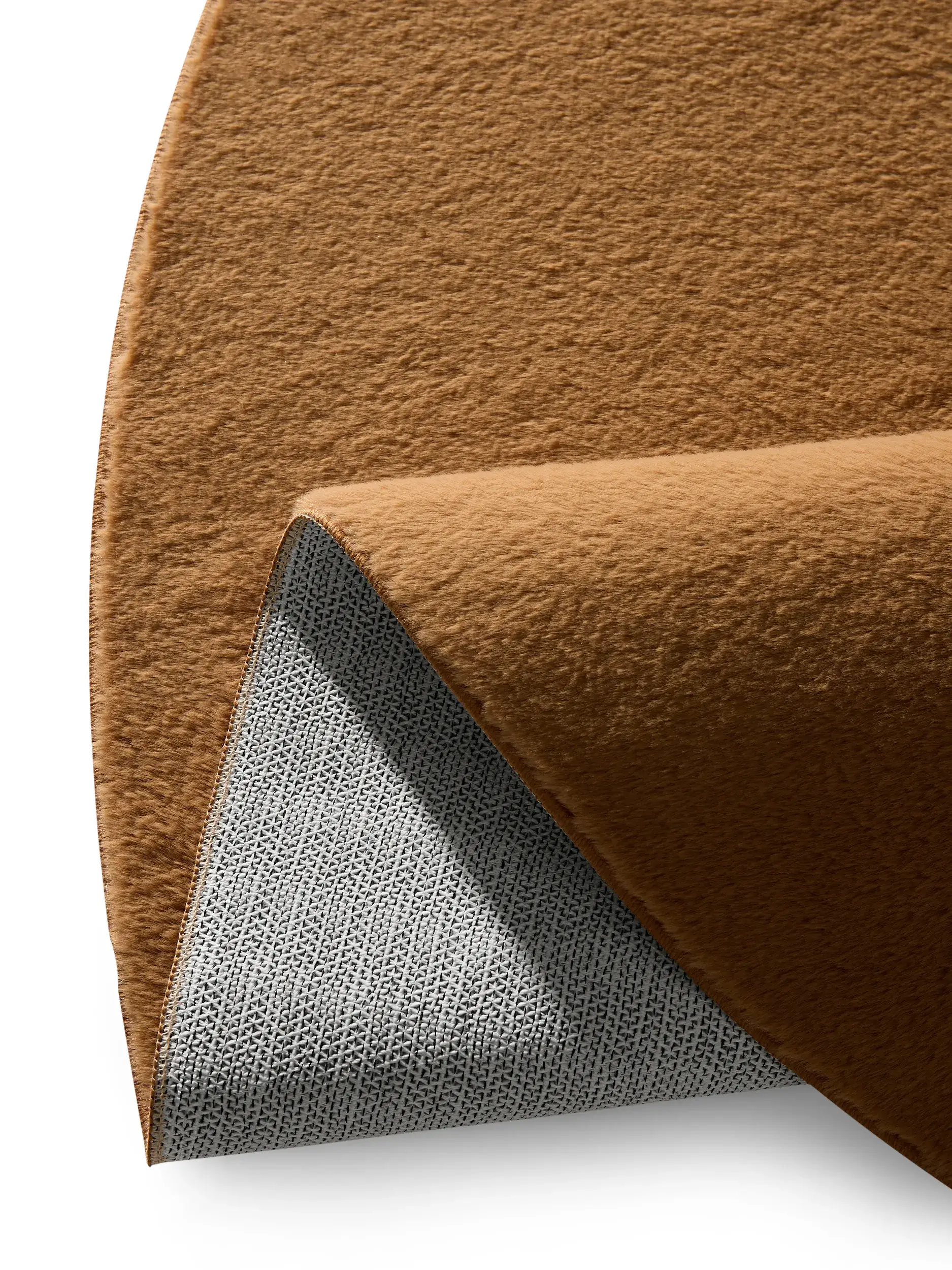 Teppich Furry aus 100% Polyester in  von benuta Basic