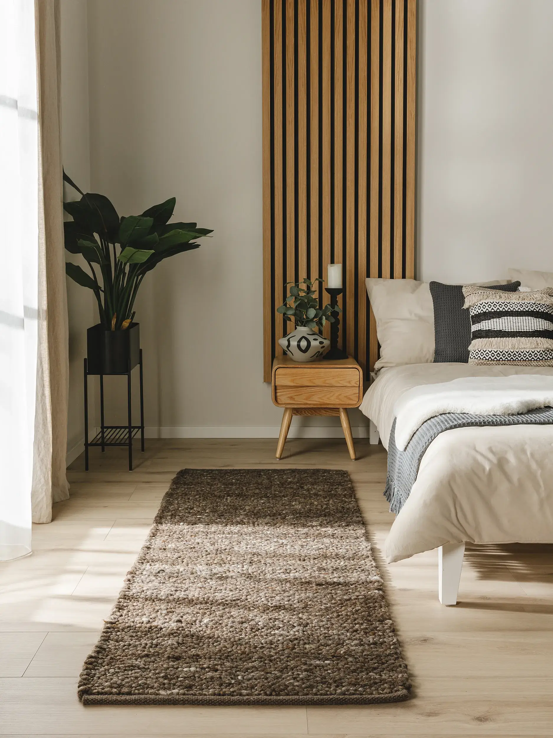 Teppich aus 70% Wolle, 30% Jute in Braun mit 70% Wolle, 30% Jute hohem Flor von benuta Pure