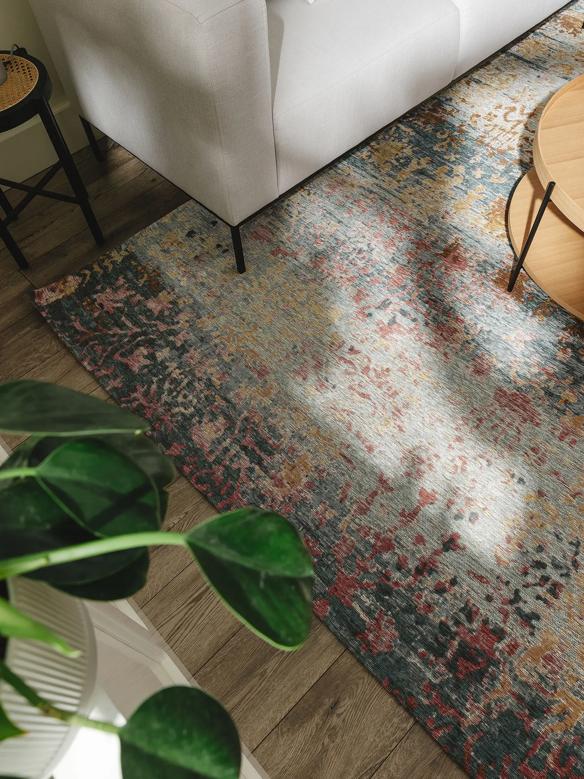 Tappeto Frencie di 50% Cotone, 49% Poliestere, 1% Lattice in Azzurro di benuta nest