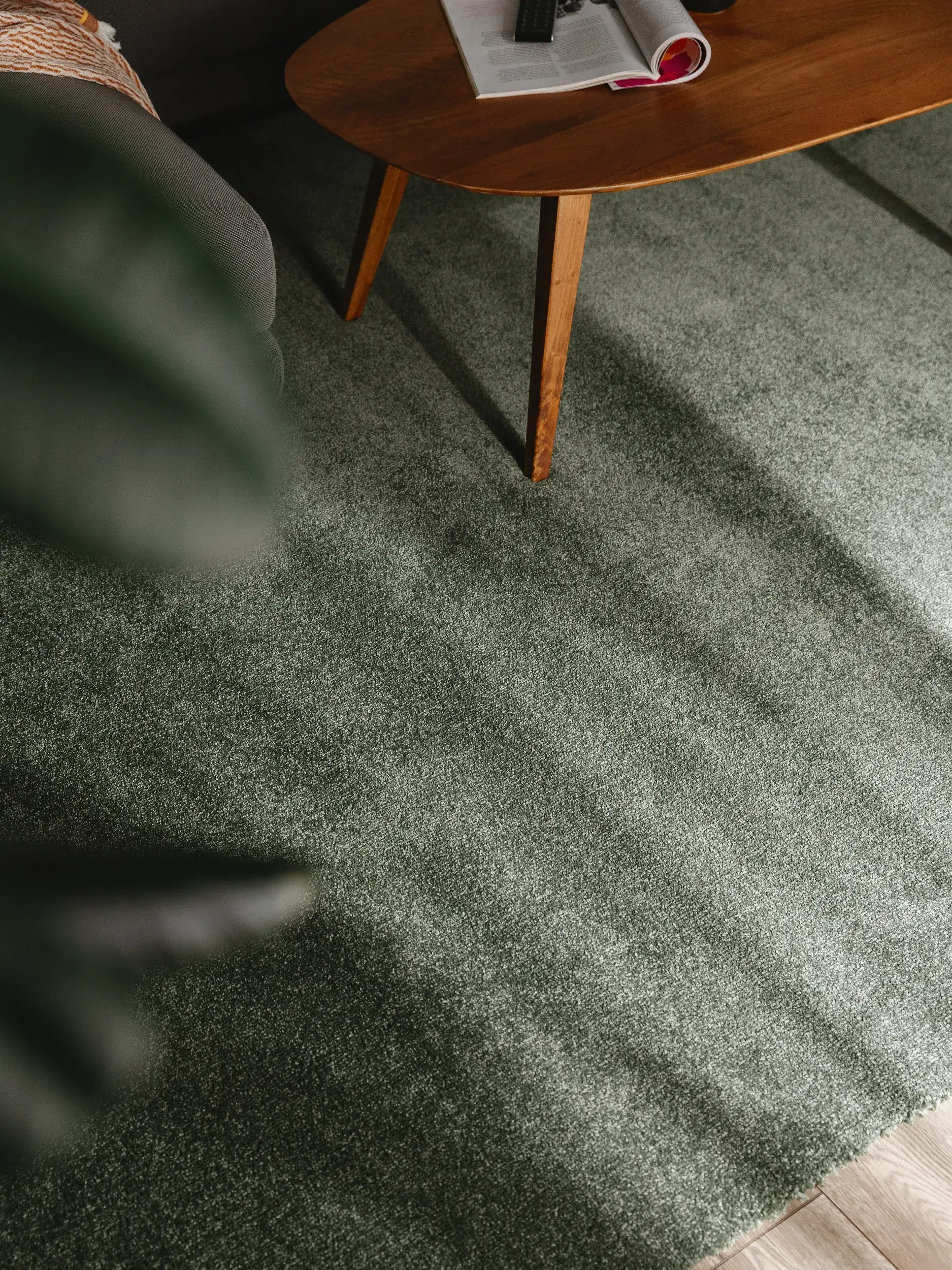 Rug made of 100% Polypropylen in Grün with a 100% Polypropylen high pile by benuta Nest