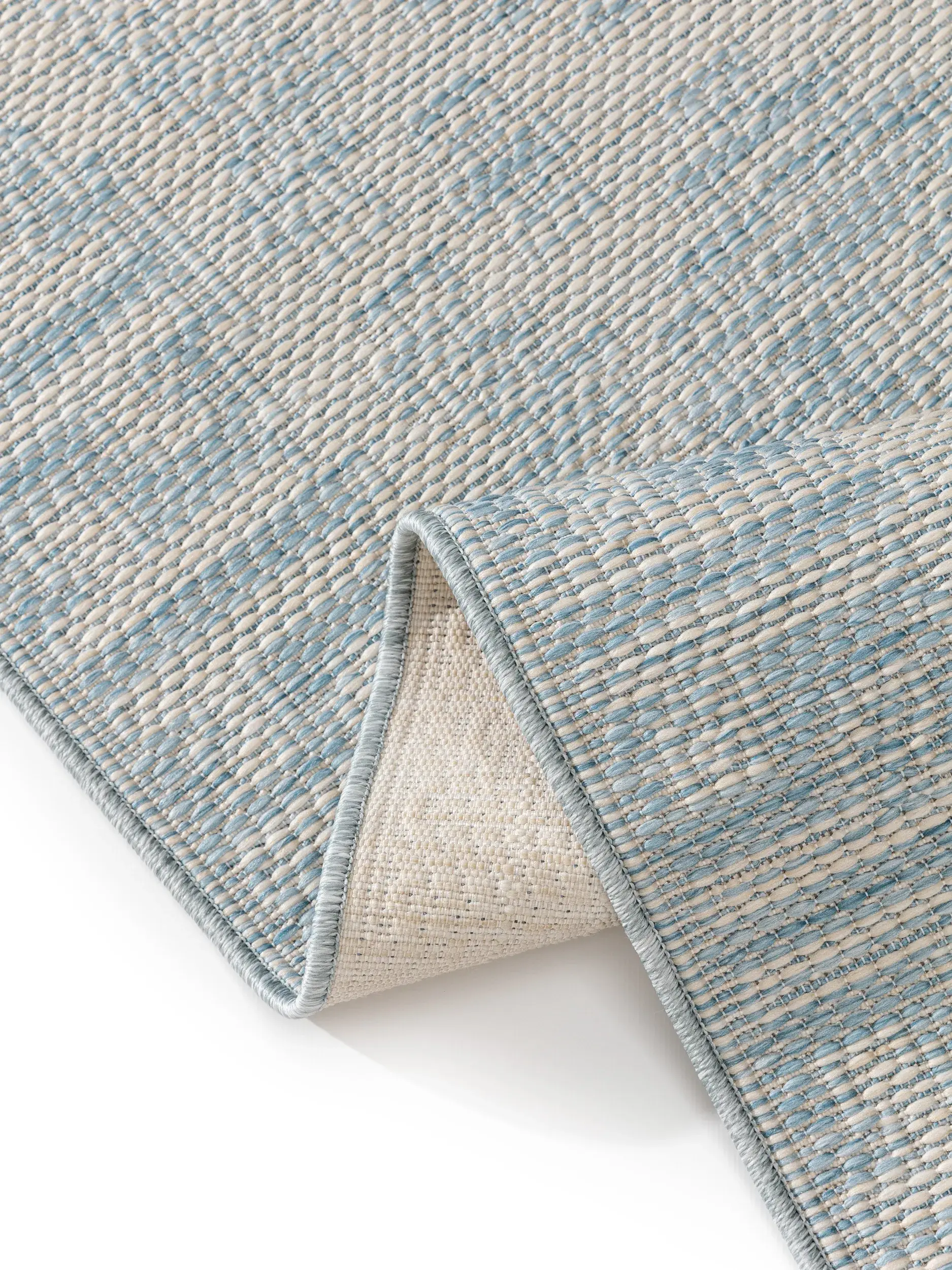 Rug made of 100% Polypropylen in Blue with a 100% Polypropylen high pile by benuta Nest