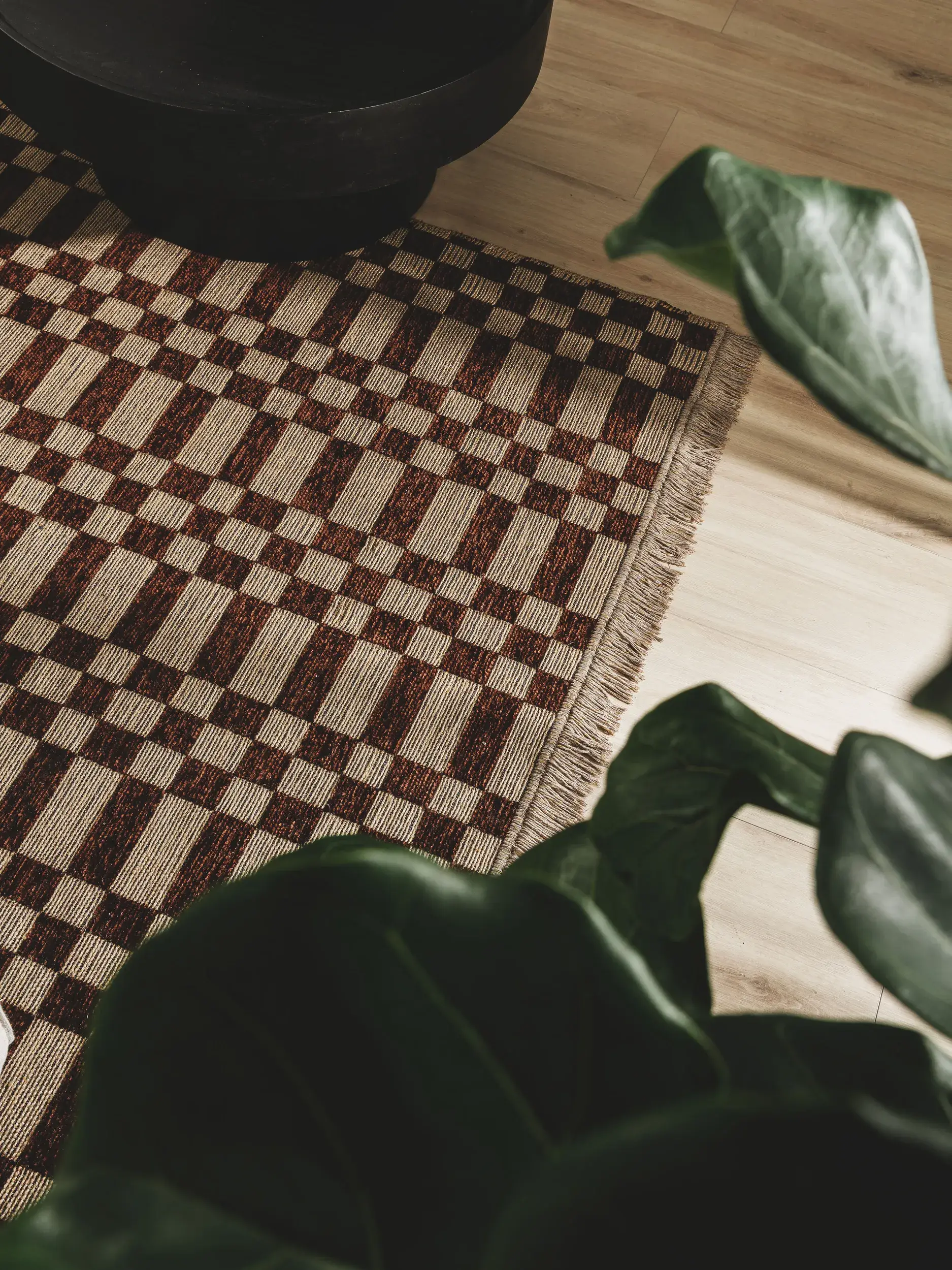 Rug made of 55% Cotton (recycled), 30% Jute, 15% Polyester in Brown with a 55% Cotton (recycled), 30% Jute, 15% Polyester high pile by benuta Pure