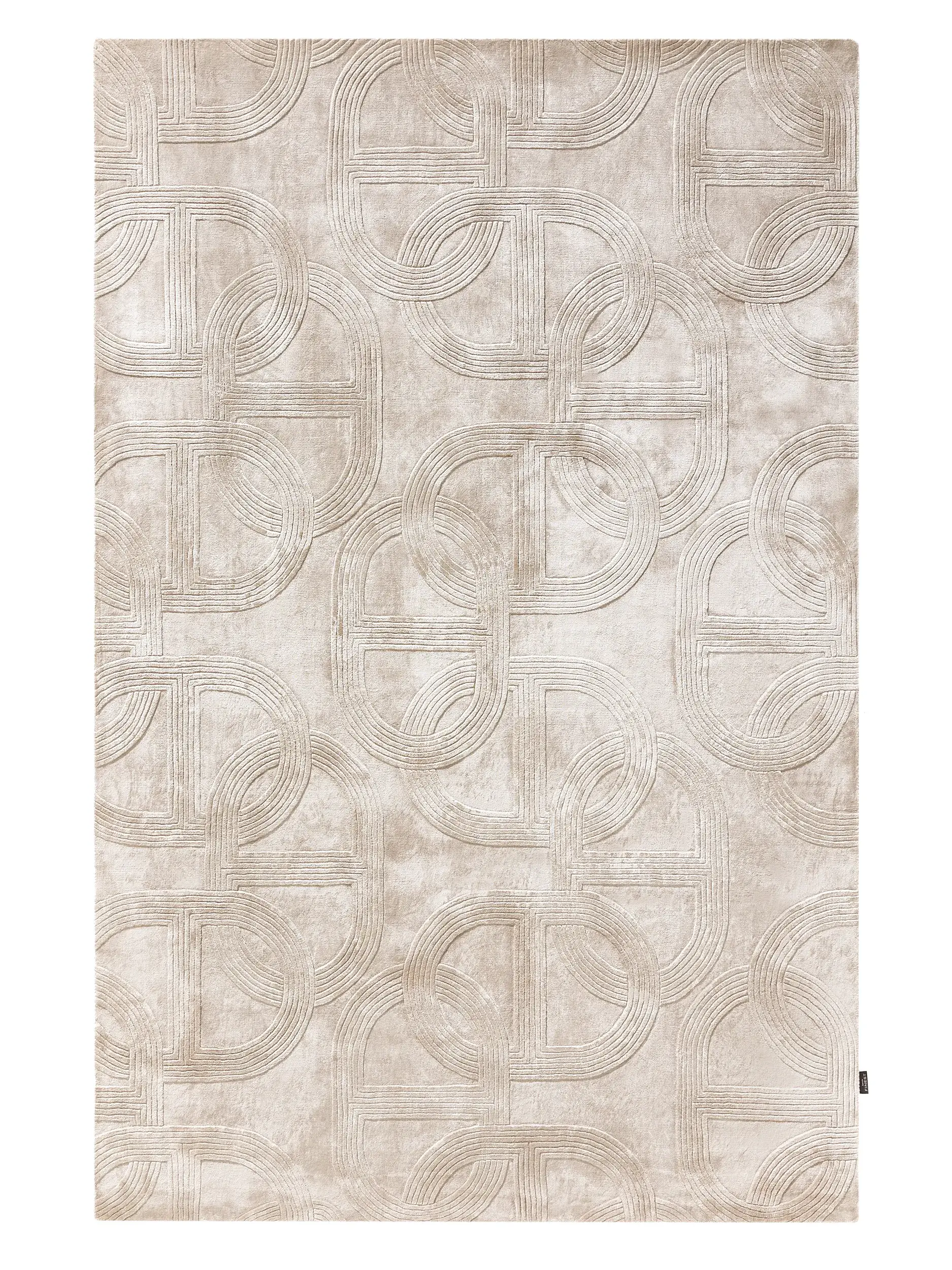 Rug made of 100% Lyocell (TENCEL™) in Beige with a 100% Lyocell (TENCEL™) high pile by benuta Finest