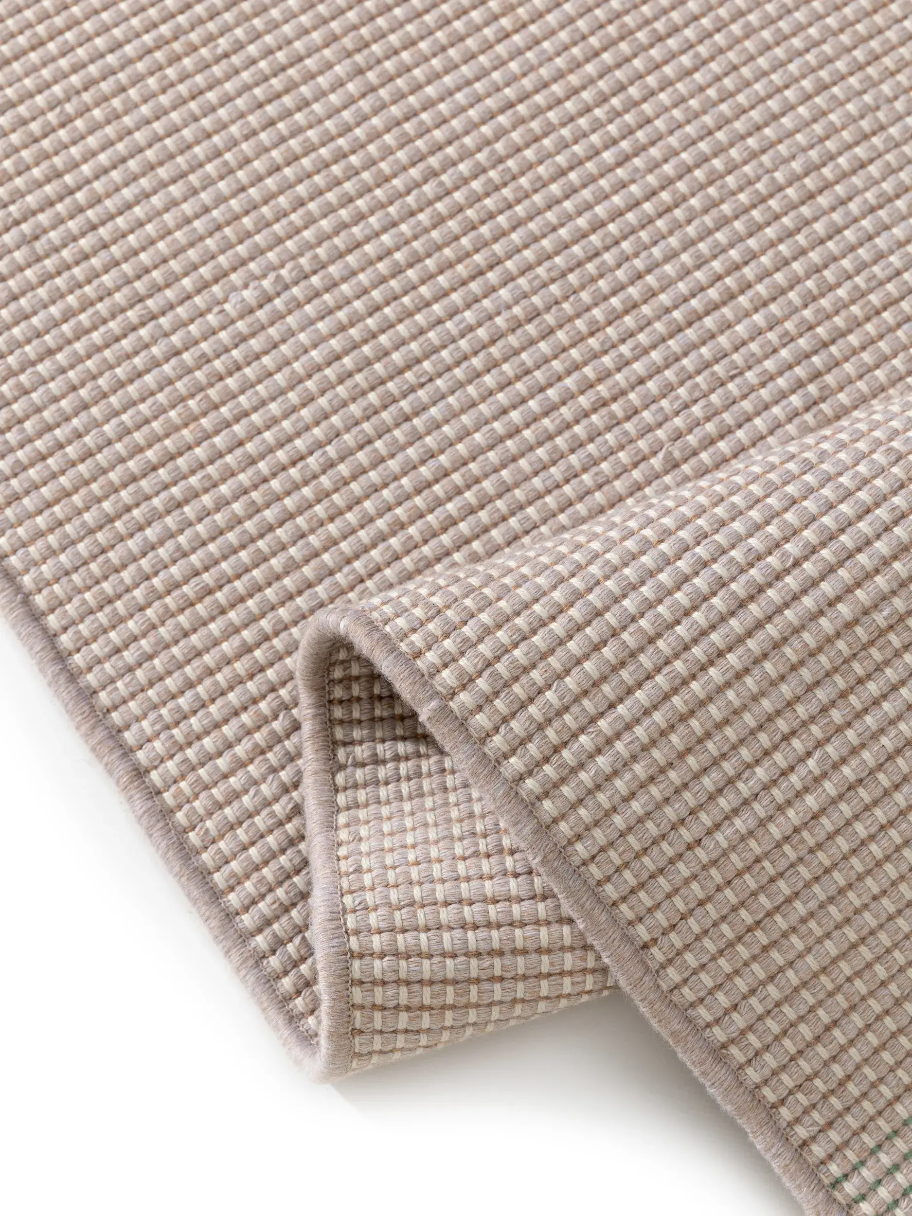 Rug made of 100% Polyester (recyceltes PET) in Beige with a 100% Polyester (recyceltes PET) high pile by benuta Pure
