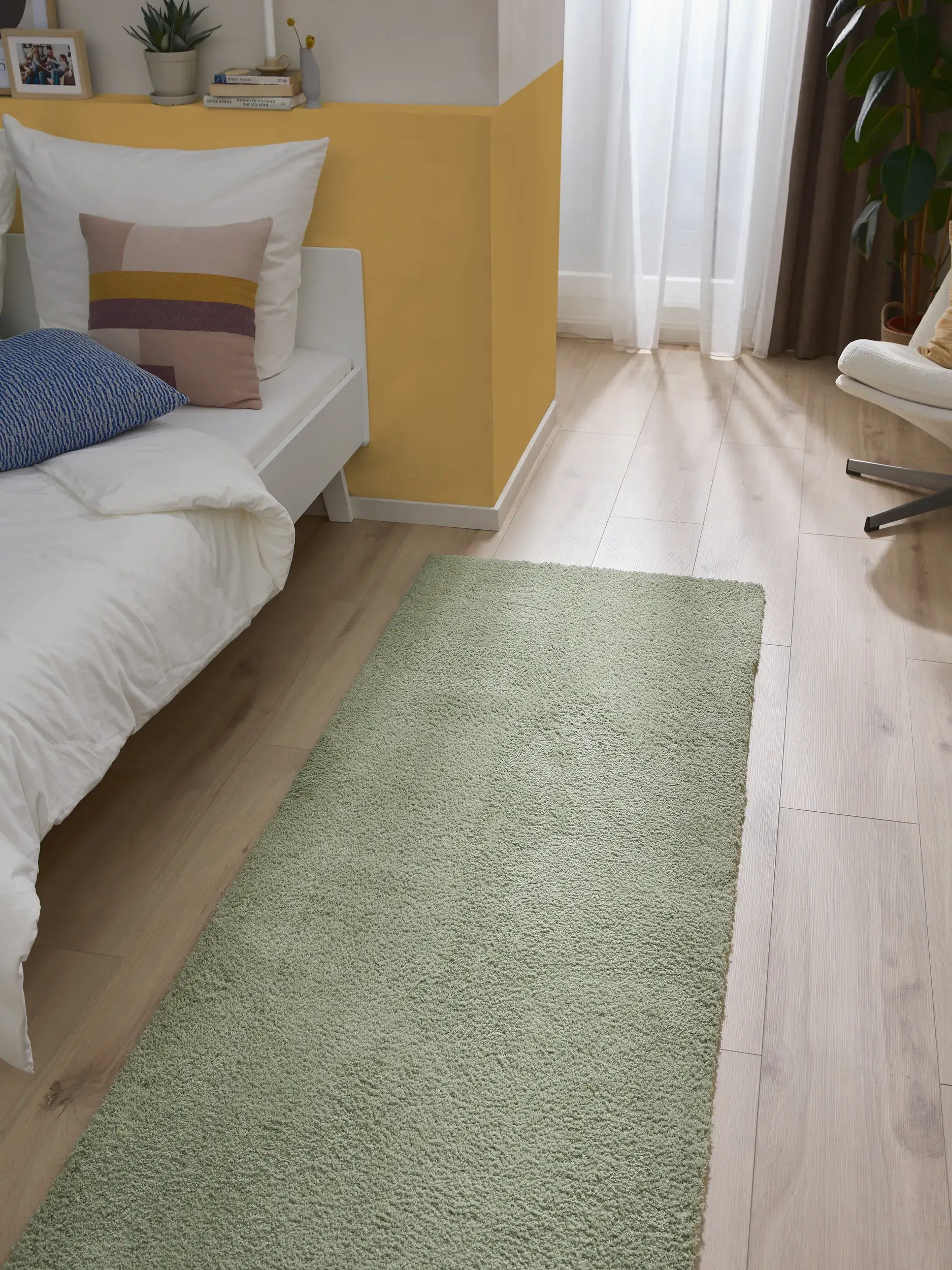 Teppich Soda aus 100% Polyester (Mikrofaser) in Grün von benuta Nest