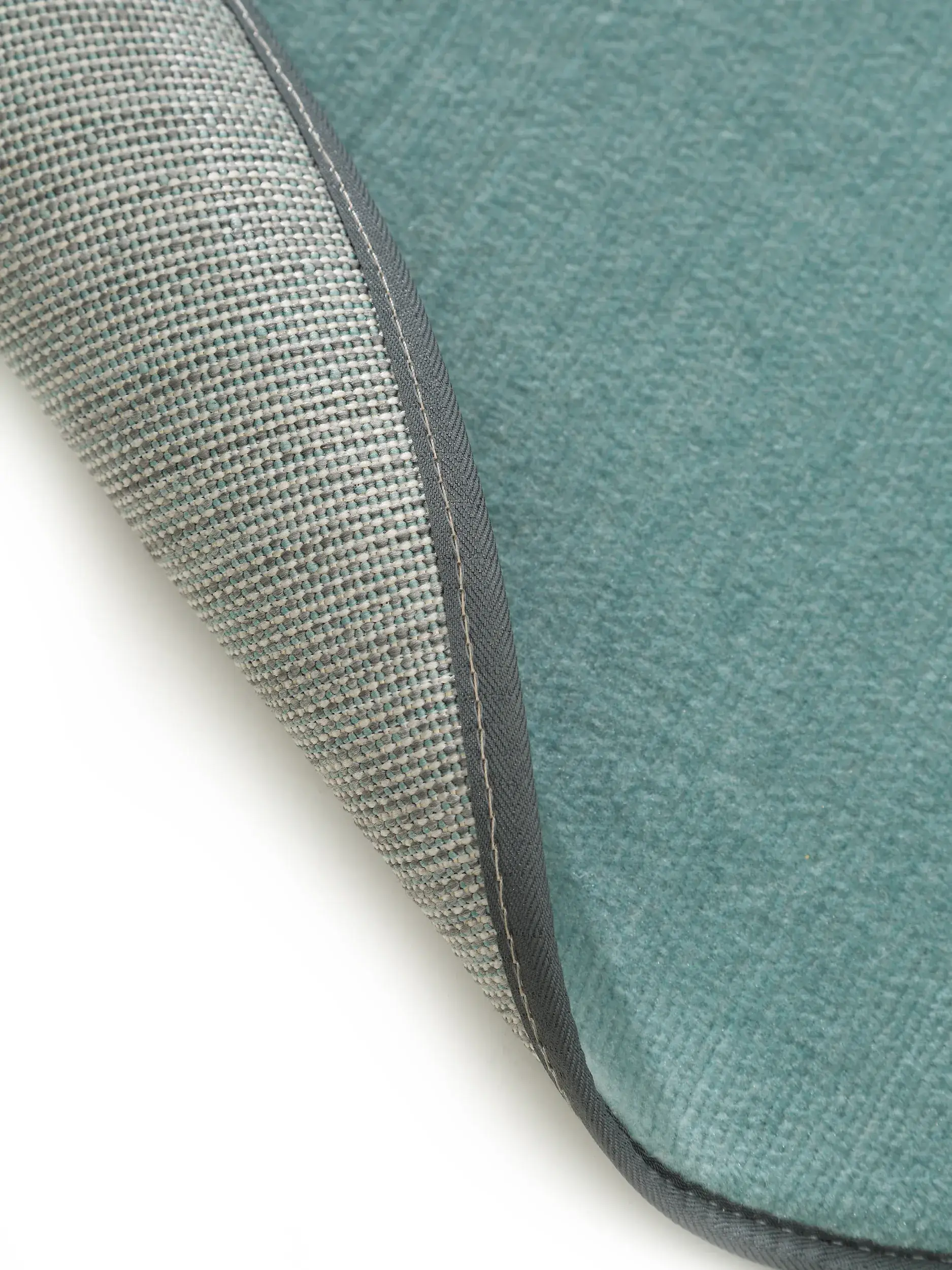 Alfombra de 100% Polipropileno en Multicolor con un pelo de {{Placeholder_Pile Height}} de altura de Lytte