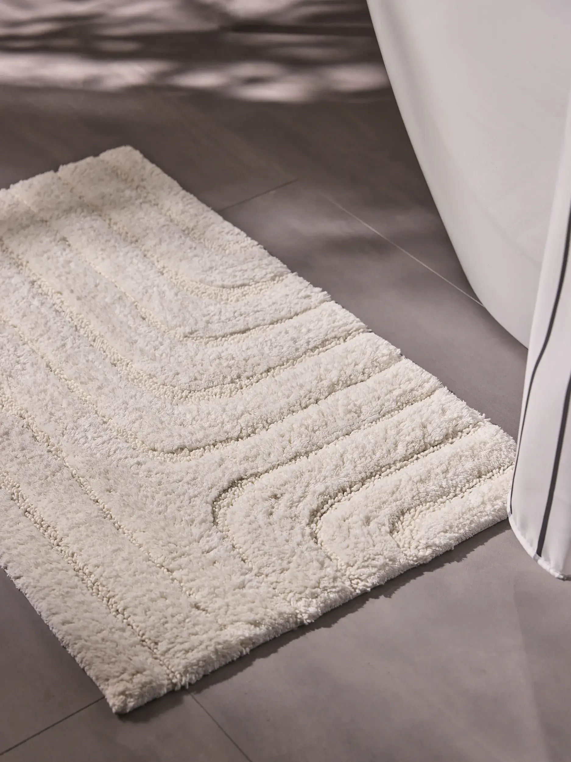 Badematte Dan Cream im Design Geometrisch aus 100% Baumwolle von benuta Nest