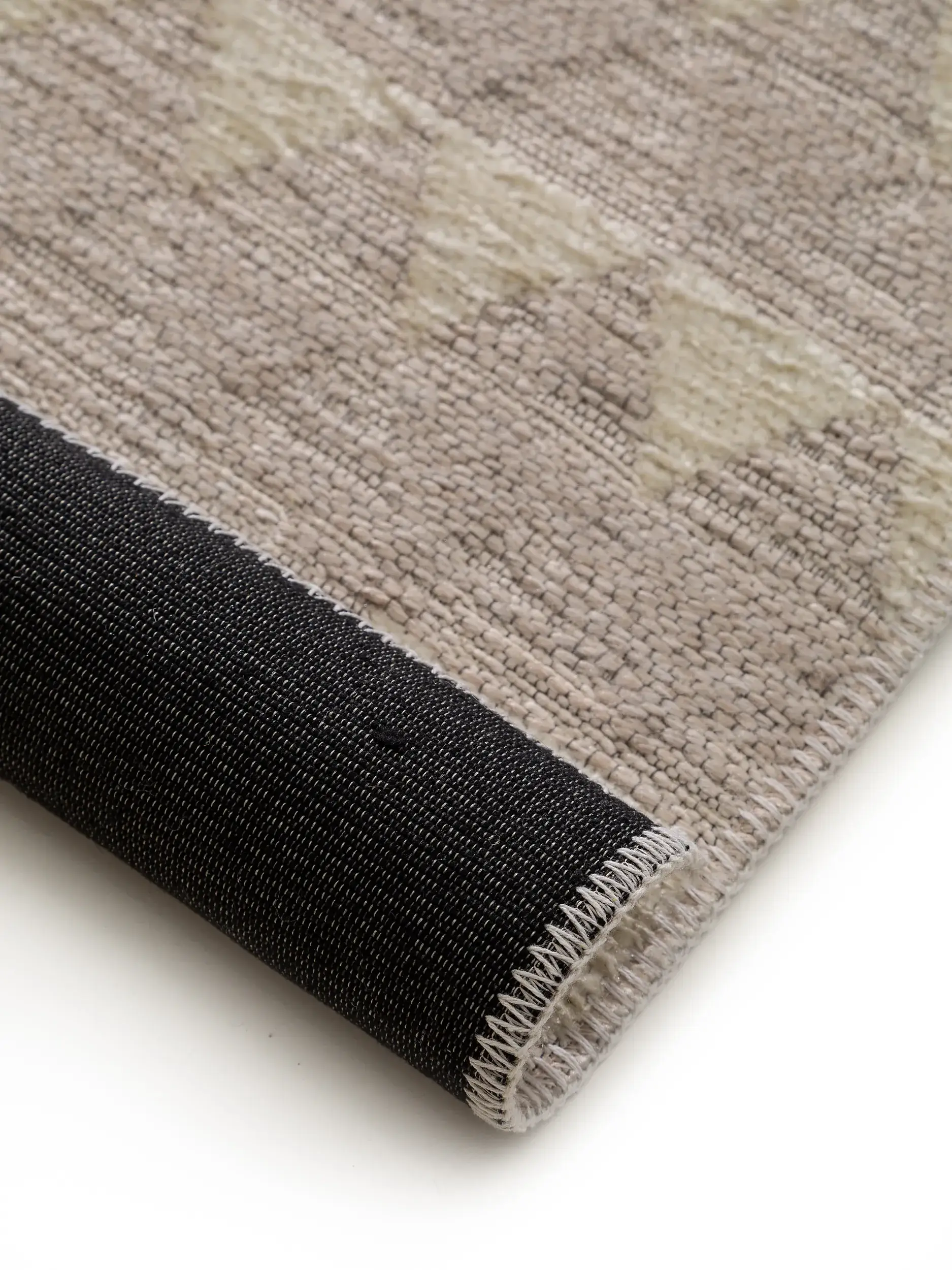 Teppich Henna aus 60% Polyester, 40% Polypropylen in Beige von benuta Pop