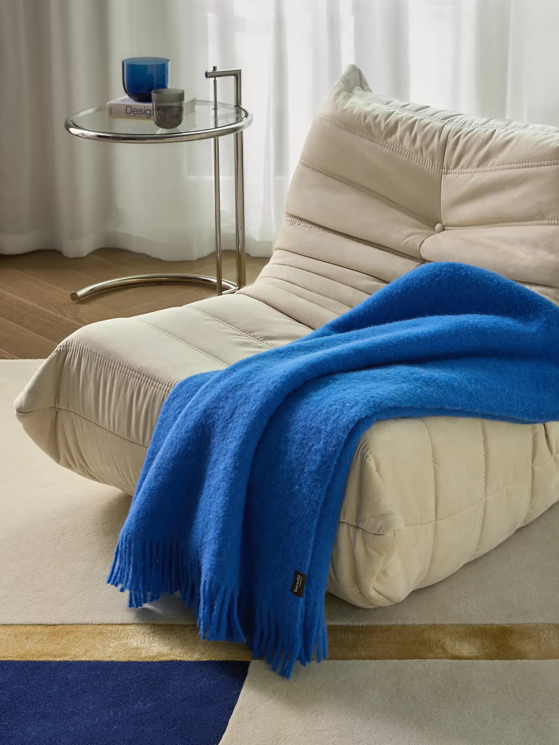 Otis Blå fra benuta Finest