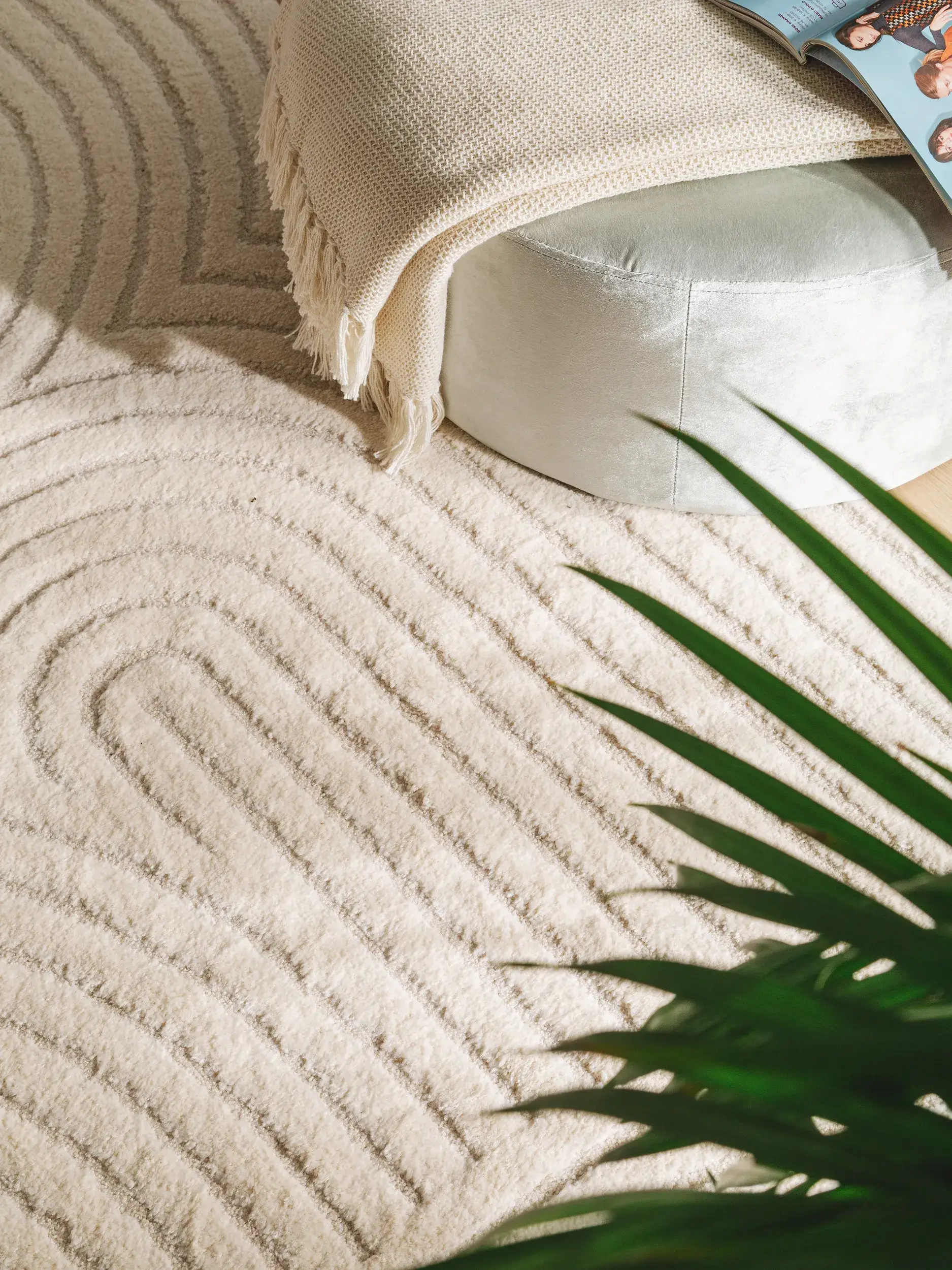 Teppe av 60% Polypropylen, 40% Polyester i Beige med 60% Polypropylen, 40% Polyester høy lugg fra benuta Nest