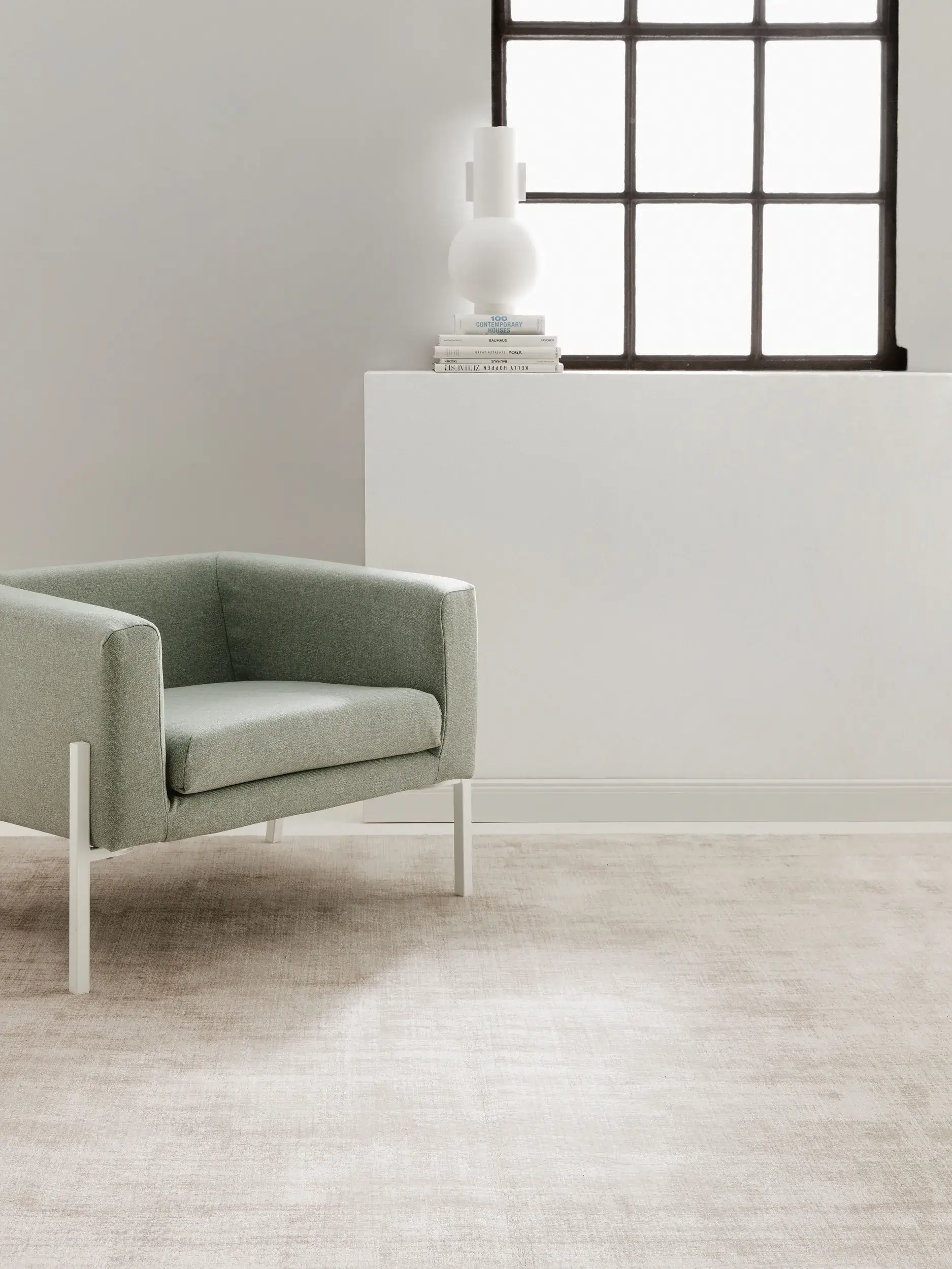 Rug made of 100% Viskose in Beige with a 100% Viskose high pile by benuta Finest