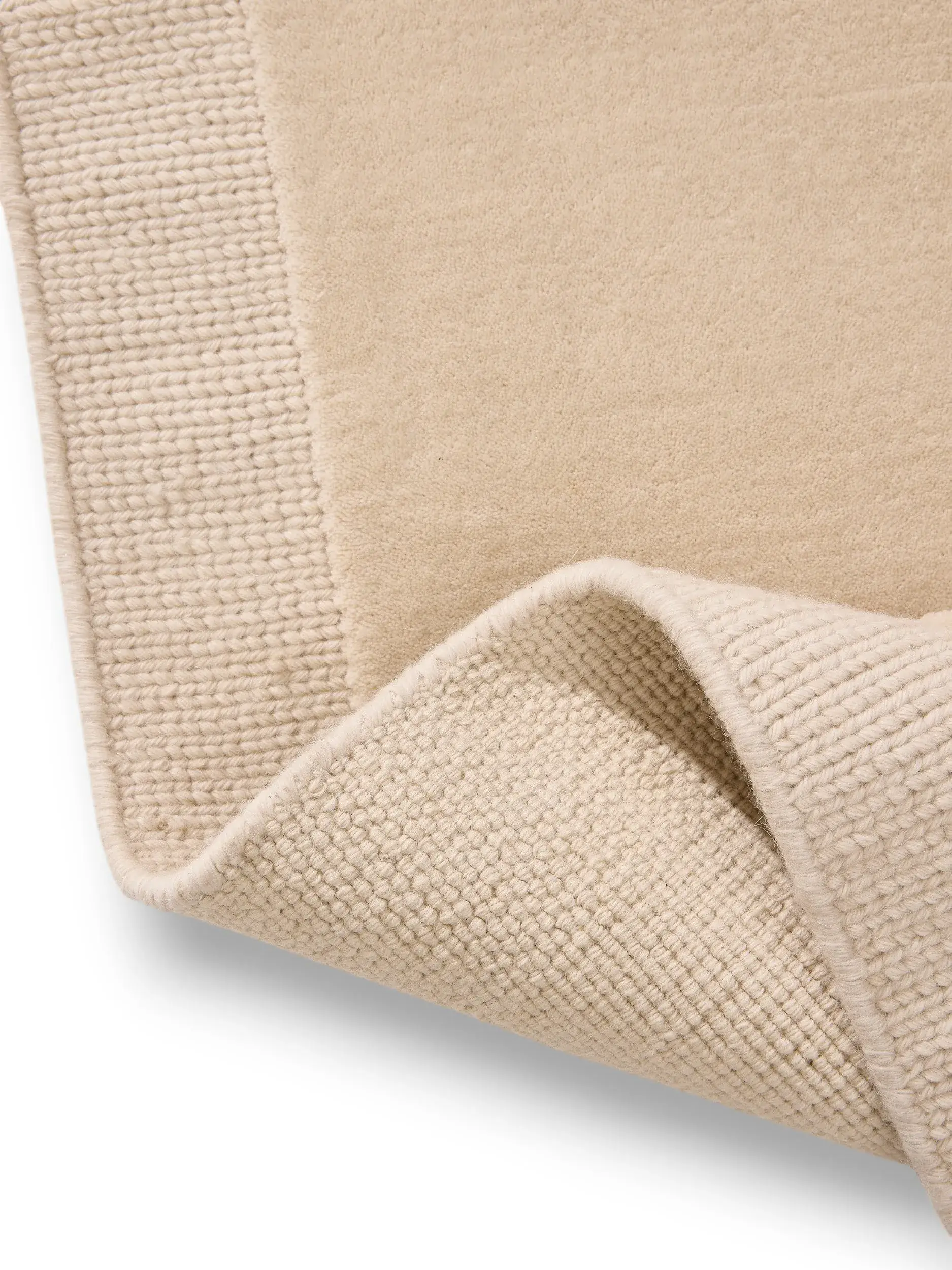 Rug made of 100% Wool in Beige with a 100% Wool high pile by benuta Finest