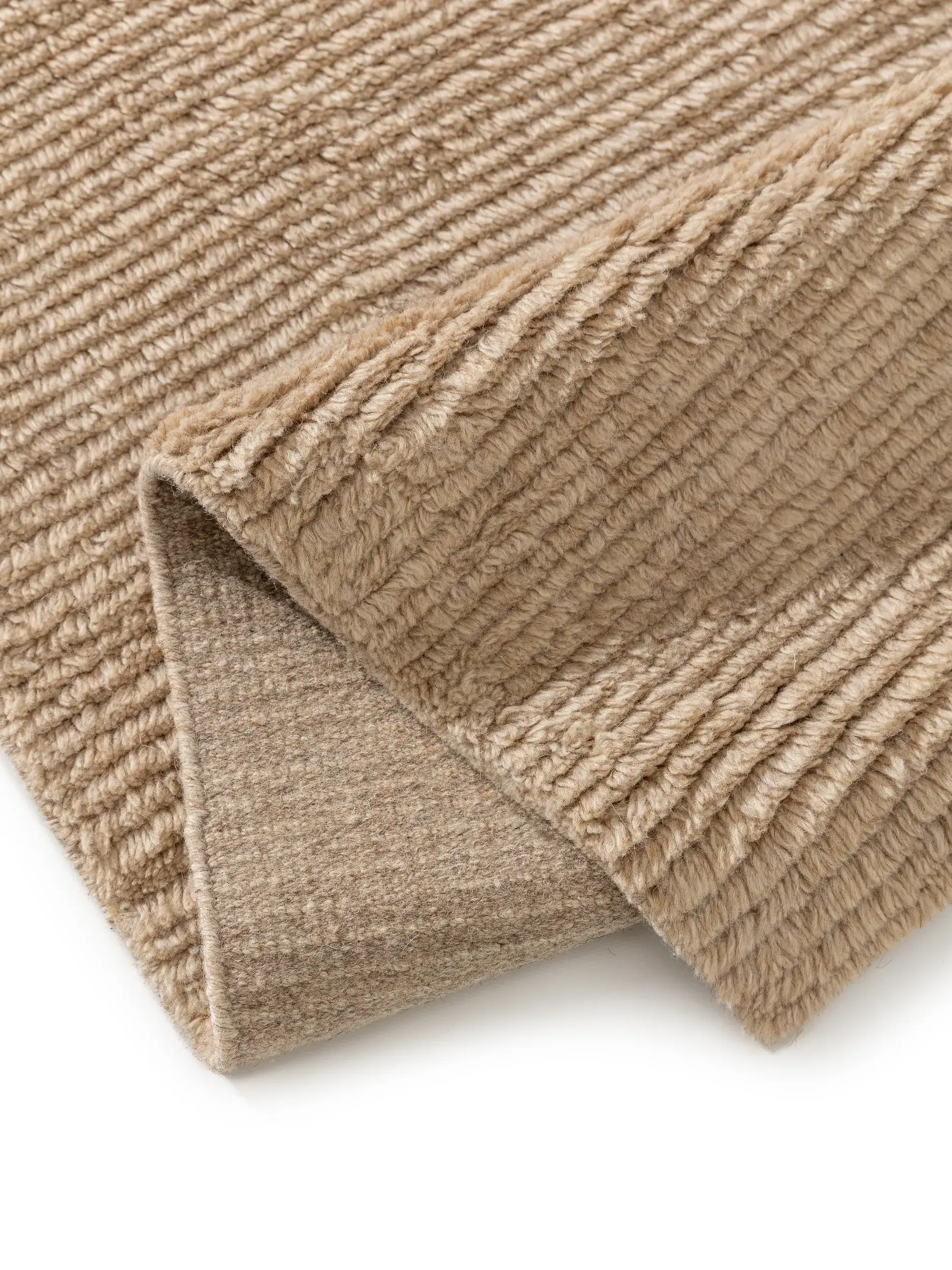 Teppich aus 90% Wolle, 10% Baumwolle in Beige mit 90% Wolle, 10% Baumwolle hohem Flor von benuta Finest
