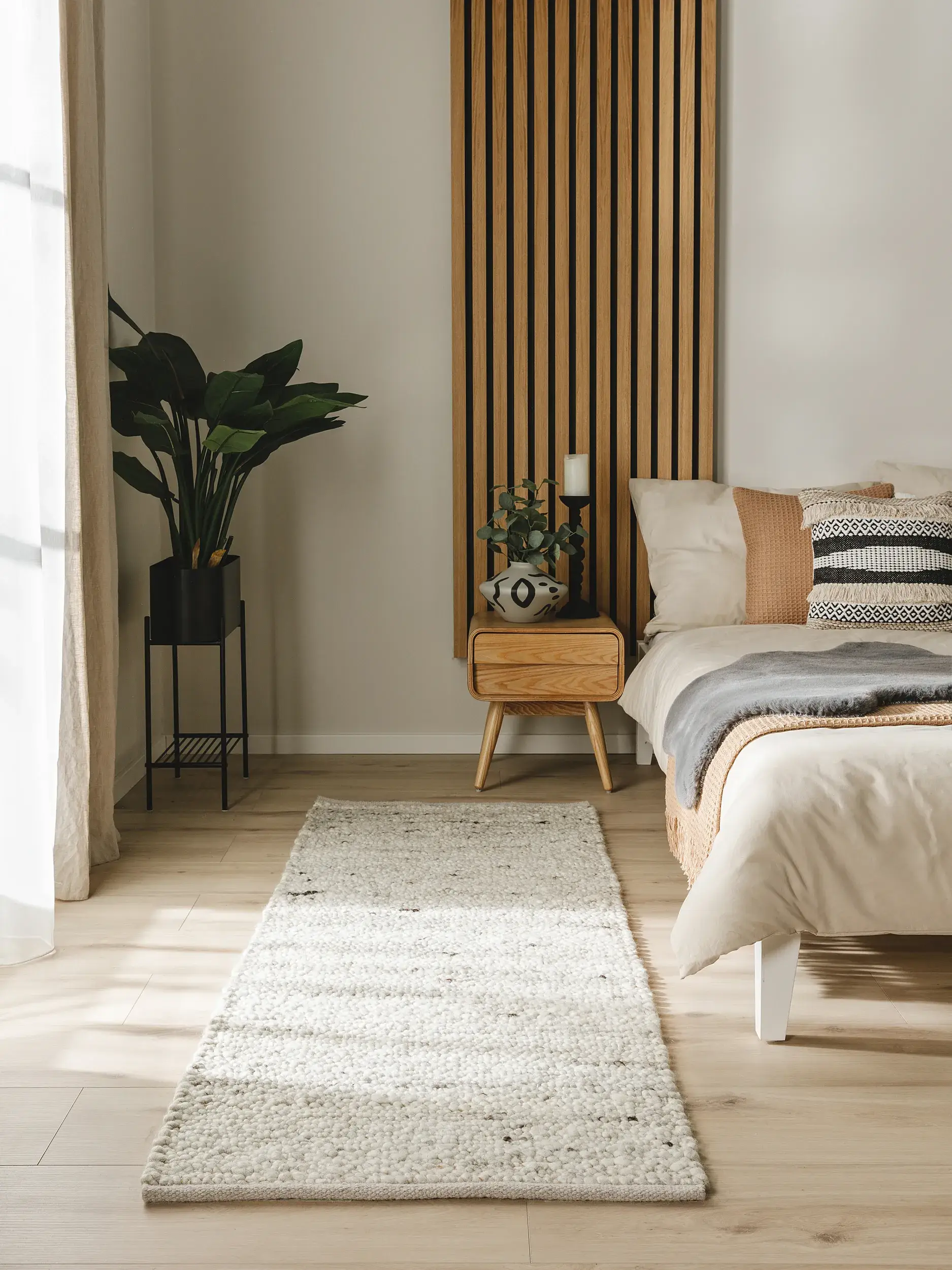 Teppich aus 70% Wolle, 30% Jute in Grau mit 70% Wolle, 30% Jute hohem Flor von benuta Pure