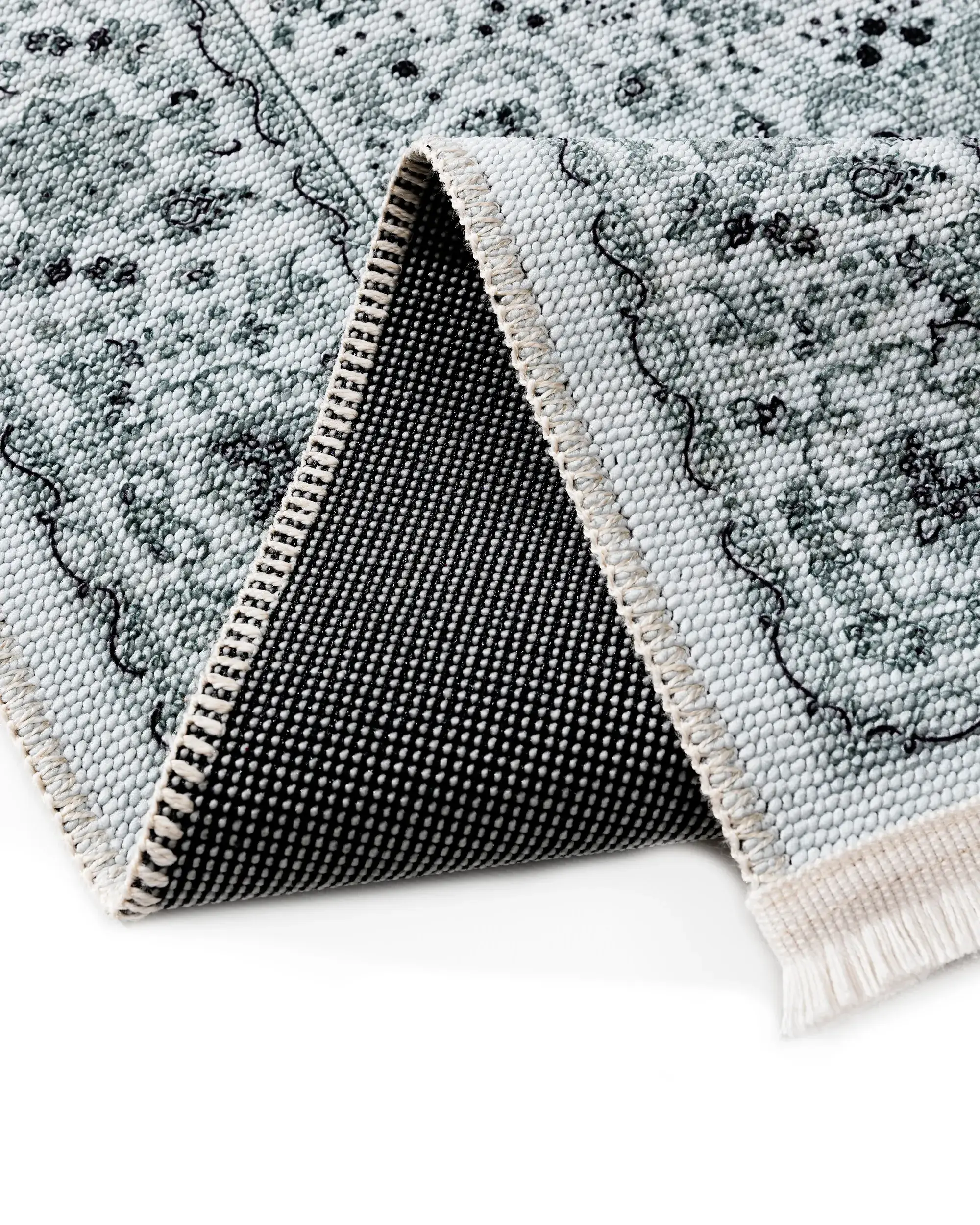 Tappeto di 70% Poliestere, 30% Cotone in Verde con pelo alto 70% Poliestere, 30% Cotone da benuta POP