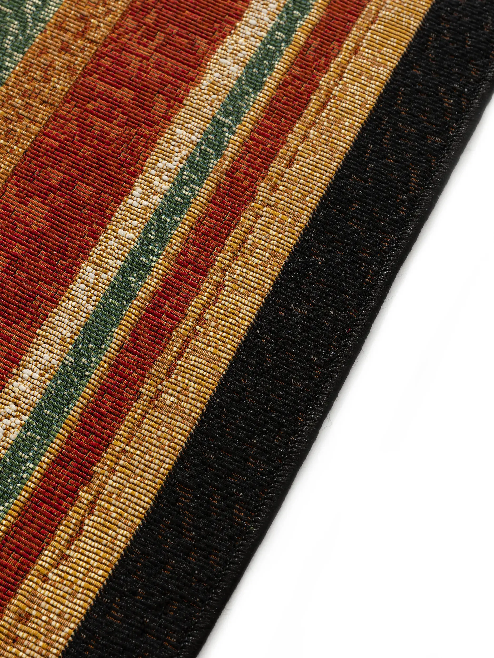 Teppich aus 76% Polypropylen, 23% Polyester, 1% Latex in Multicolor mit 76% Polypropylen, 23% Polyester, 1% Latex hohem Flor von benuta Pop