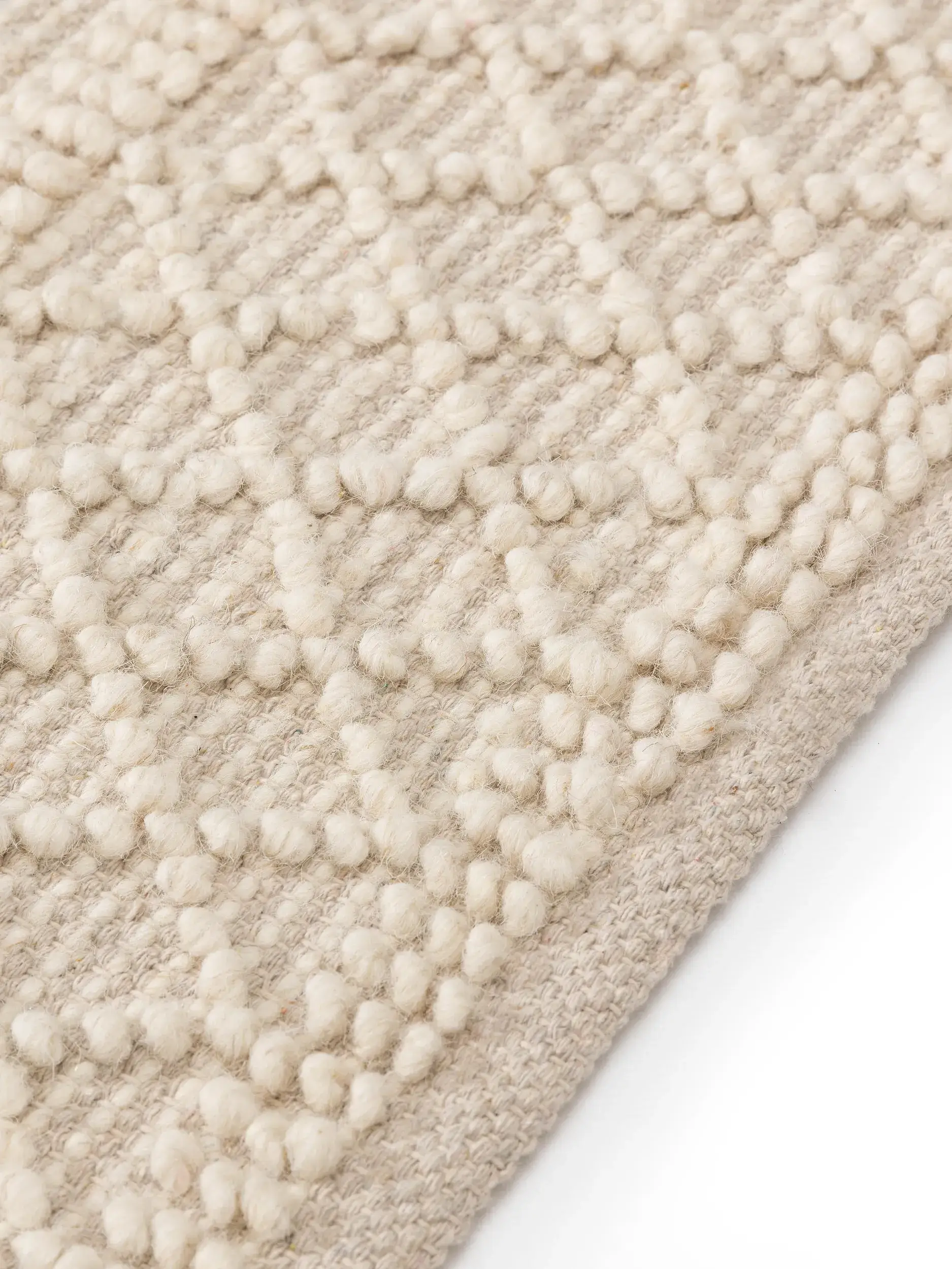 Teppich aus 55% Baumwolle, 45% Wolle in Beige mit 55% Baumwolle, 45% Wolle hohem Flor von benuta Pure