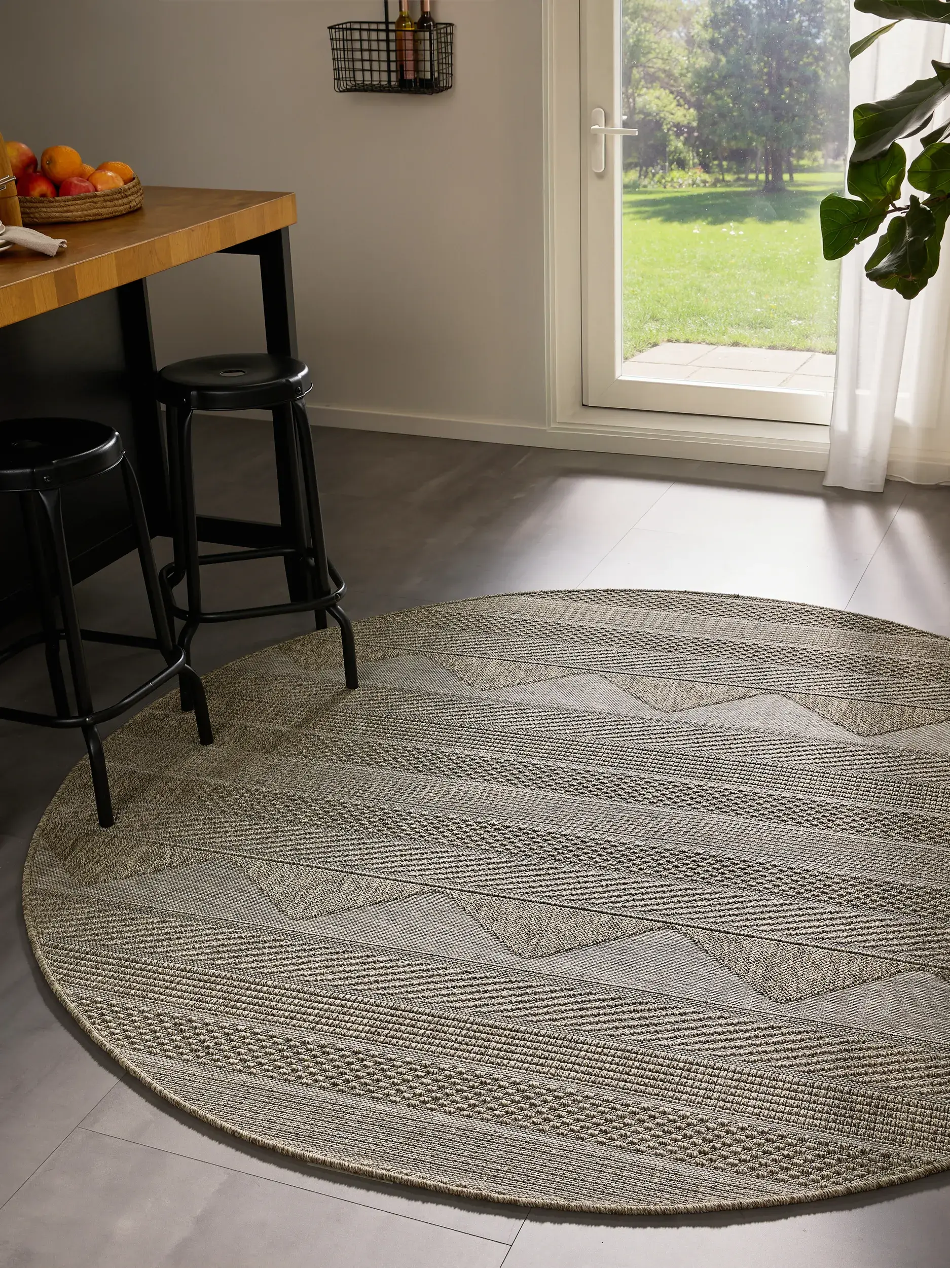 Teppich Naoto aus 100% Polypropylen in  von benuta Nest