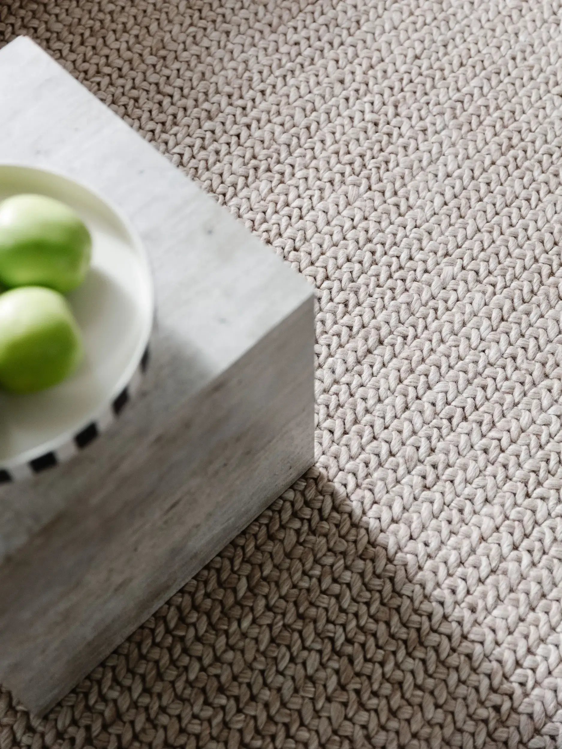 Rug made of 60% Wolle, 40% Polyester in Beige with a 60% Wolle, 40% Polyester high pile by benuta Pure