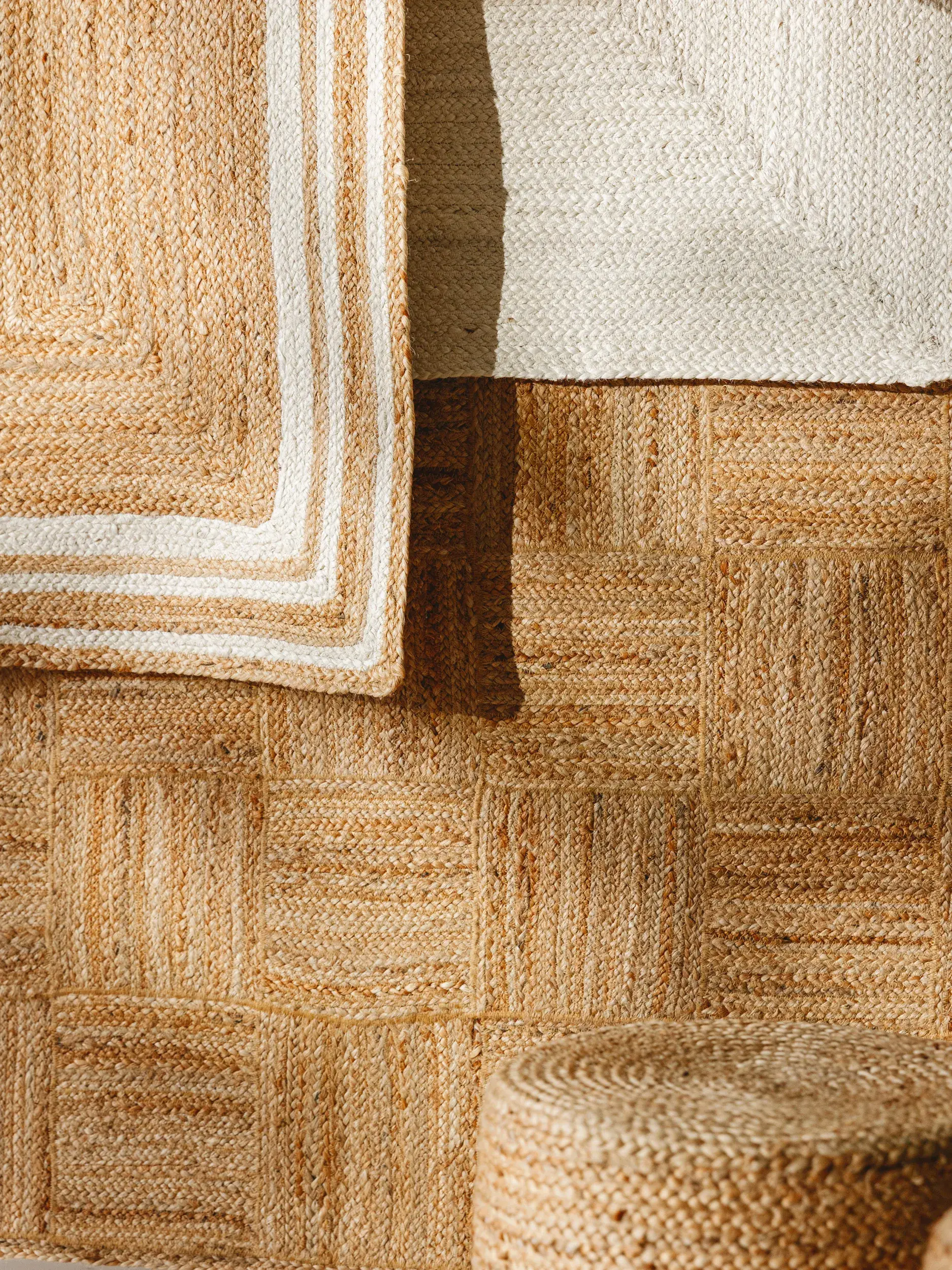 Teppich aus 100% Jute in Weiß mit 100% Jute hohem Flor von benuta Pure