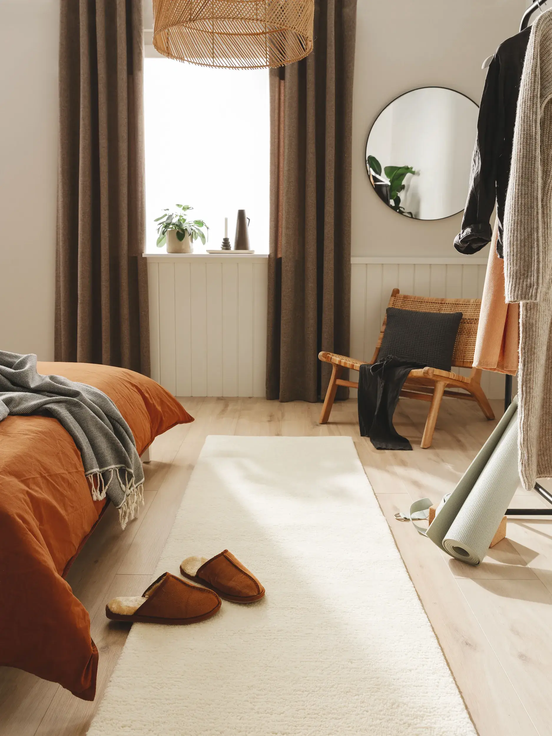 Teppich aus 100% Wolle in Beige mit 100% Wolle hohem Flor von benuta Pure