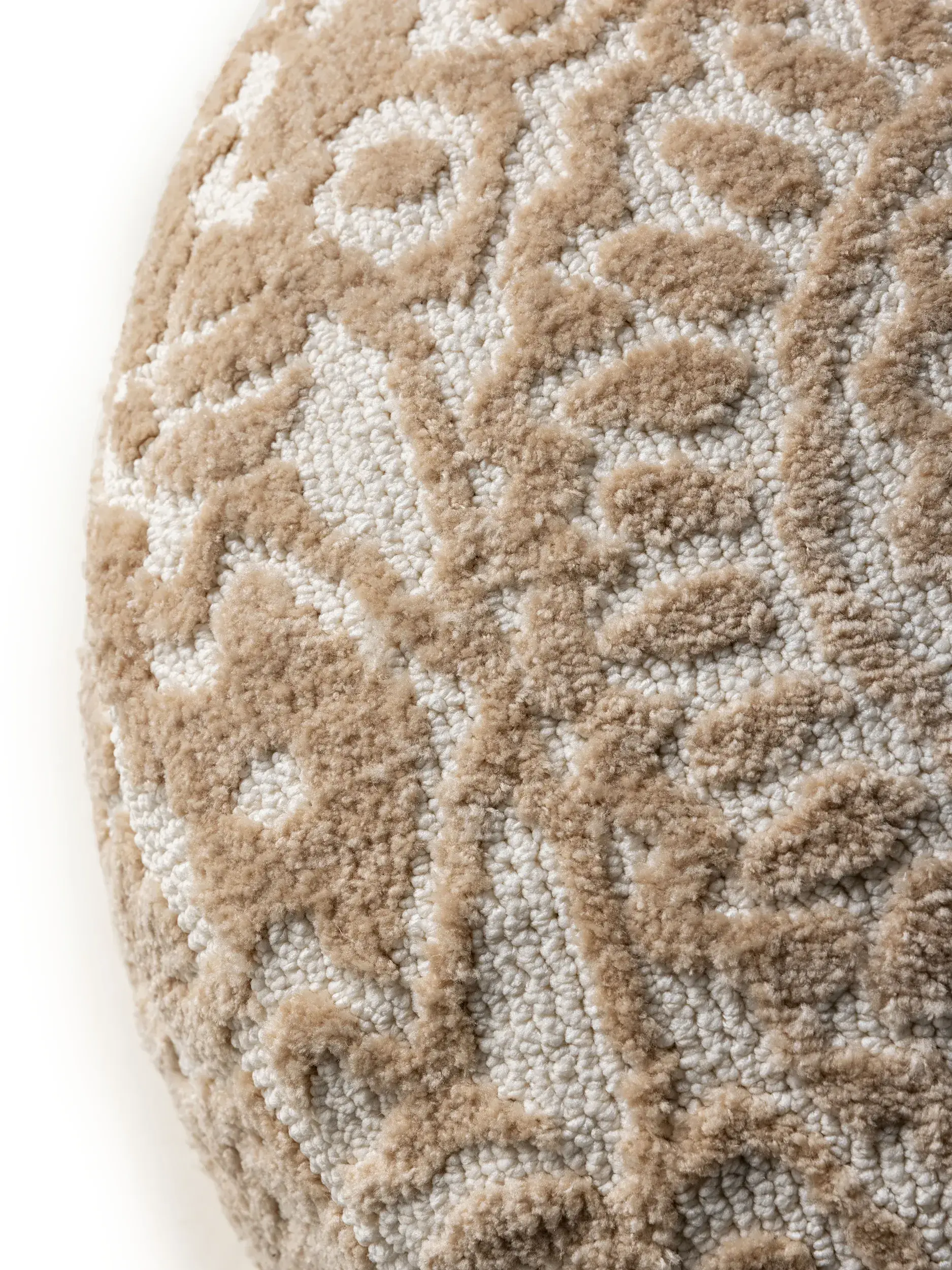 Pouf Elias Beige im Design Orientalisch aus 100% Polyester (Mikrofaser) von benuta Nest