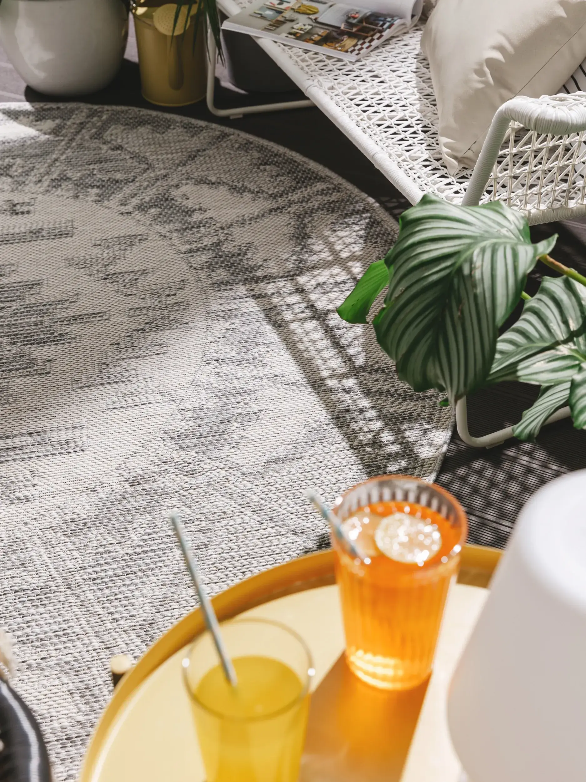 Rug made of 100% Polypropylen in Grey with a 100% Polypropylen high pile by benuta Nest