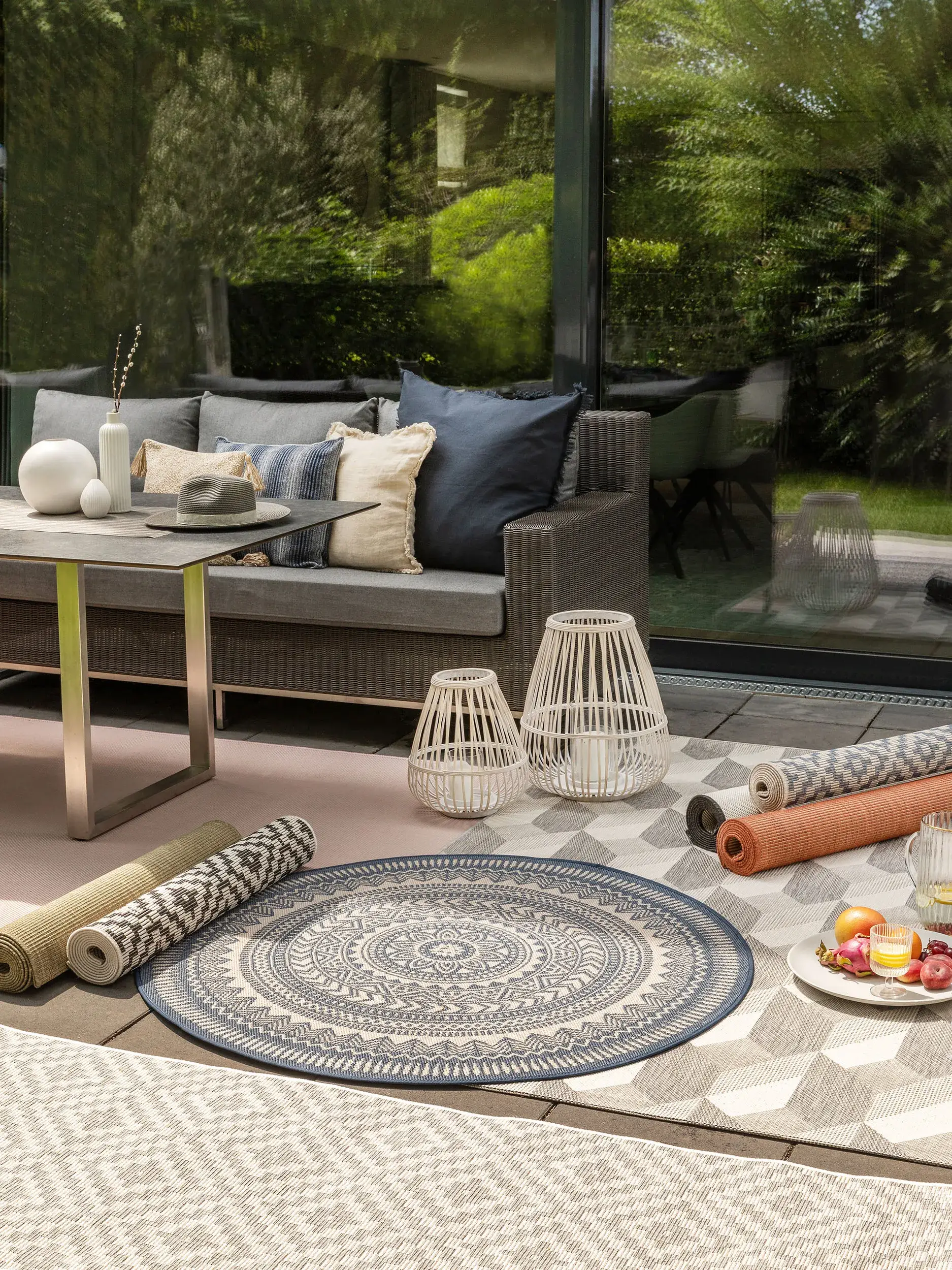 Rug made of 100% Polypropylen in Braun with a 100% Polypropylen high pile by benuta Nest
