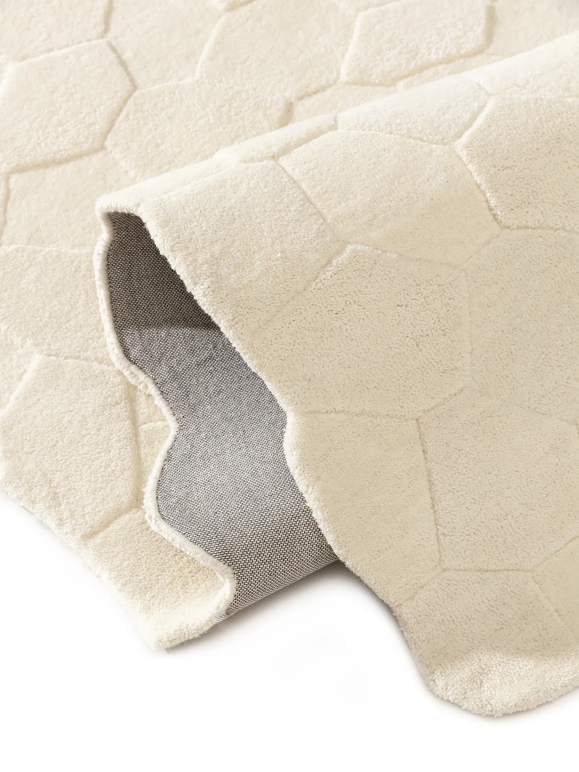 Tapis en 100% Laine (de Nouvelle-Zélande) en Blanc avec une pile de 100% Laine (de Nouvelle-Zélande) de hauteur de benuta pure