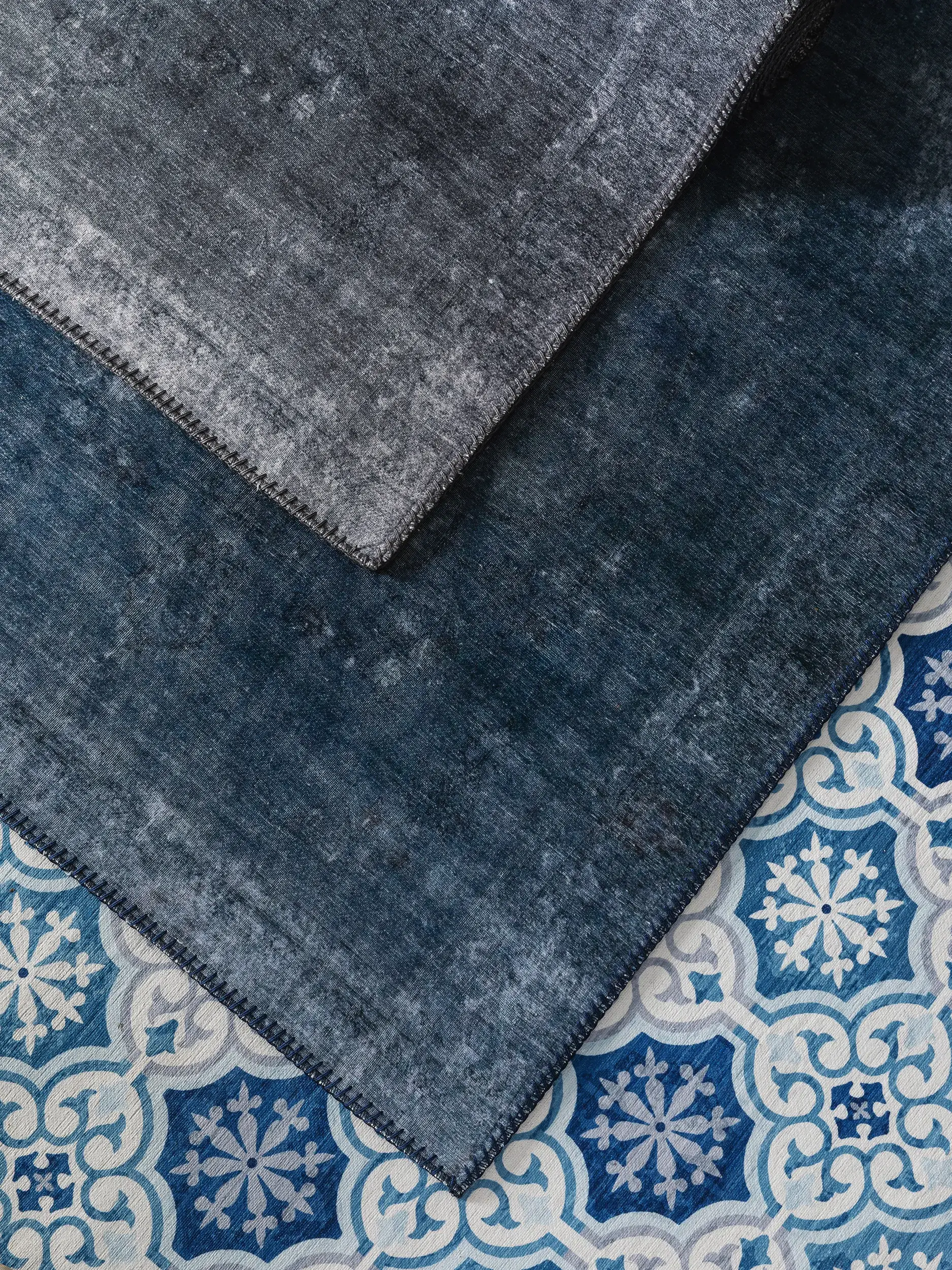 Tapis en 100% Polyester en Bleu avec une pile de 100% Polyester de hauteur de benuta POP