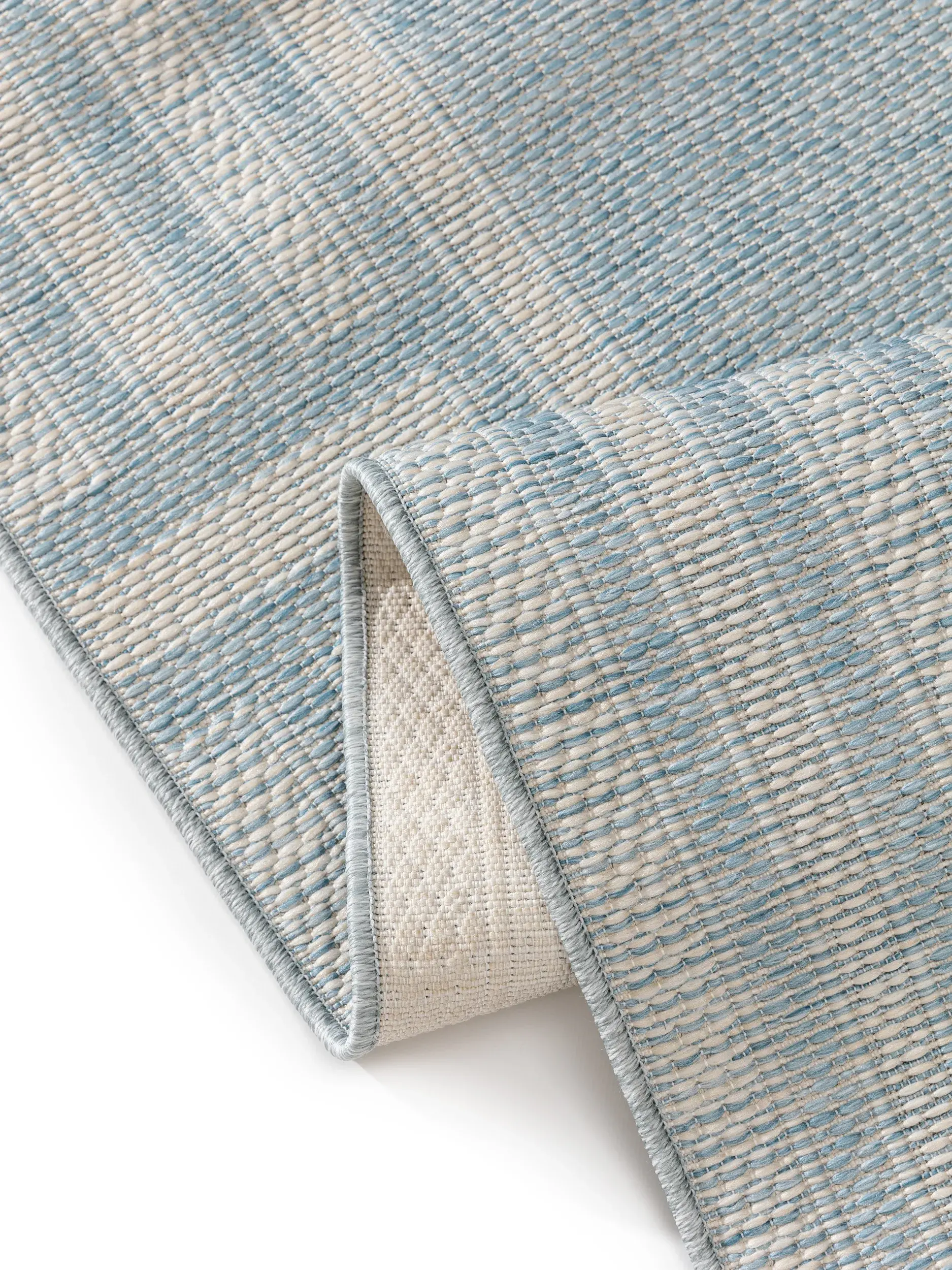 Rug made of 100% Polypropylen in Blue with a 100% Polypropylen high pile by benuta Nest