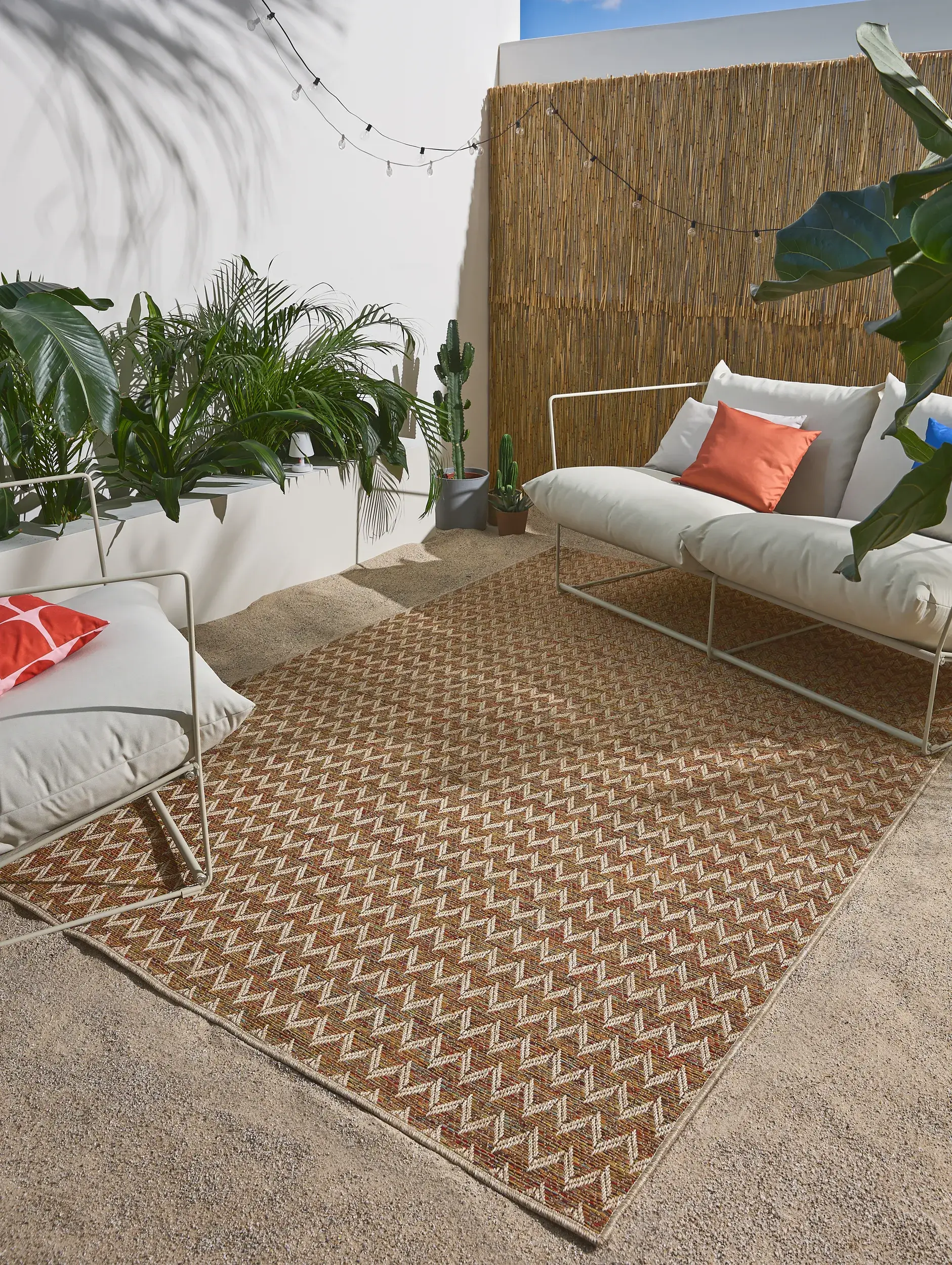 Rug made of 100% Polypropylen in Beige with a 100% Polypropylen high pile by benuta Nest