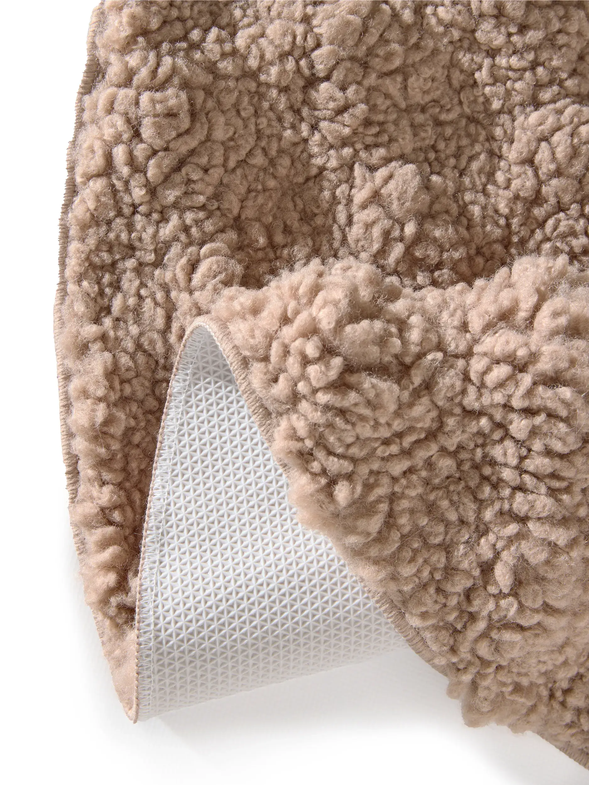 Teppich aus 100% Polyester in Braun mit 100% Polyester hohem Flor von benuta Pop