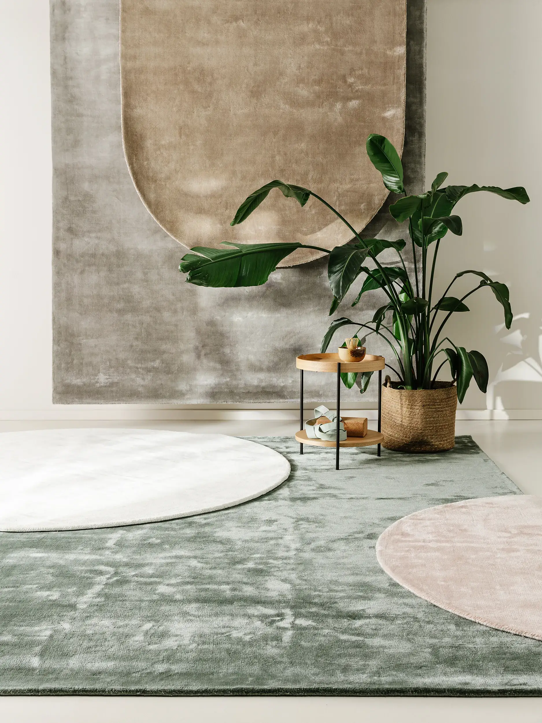 Teppich aus 100% Viskose in Rosa mit 100% Viskose hohem Flor von benuta Pure
