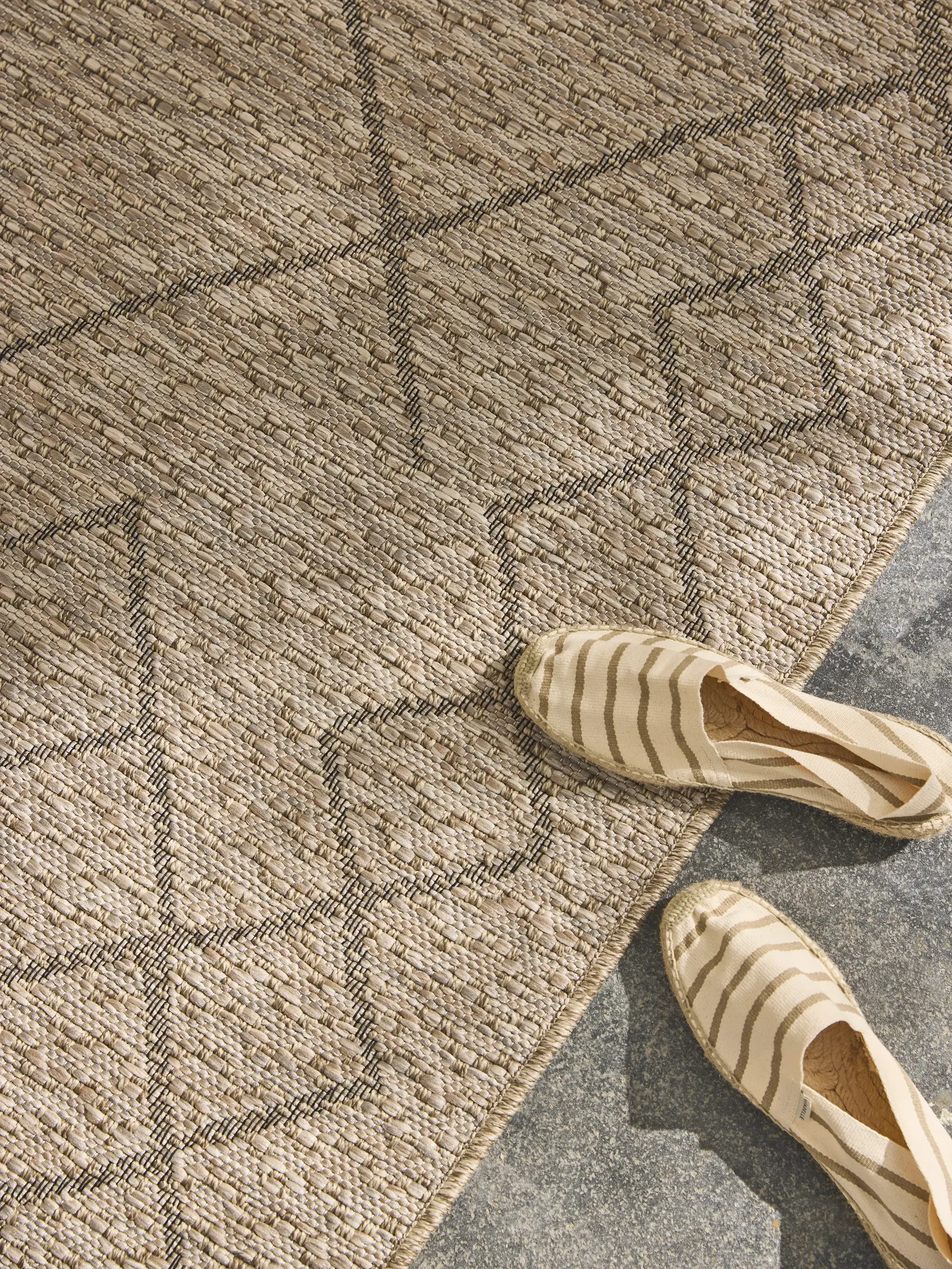 Teppich Naoto aus 100% Polypropylen in Beige von benuta Nest