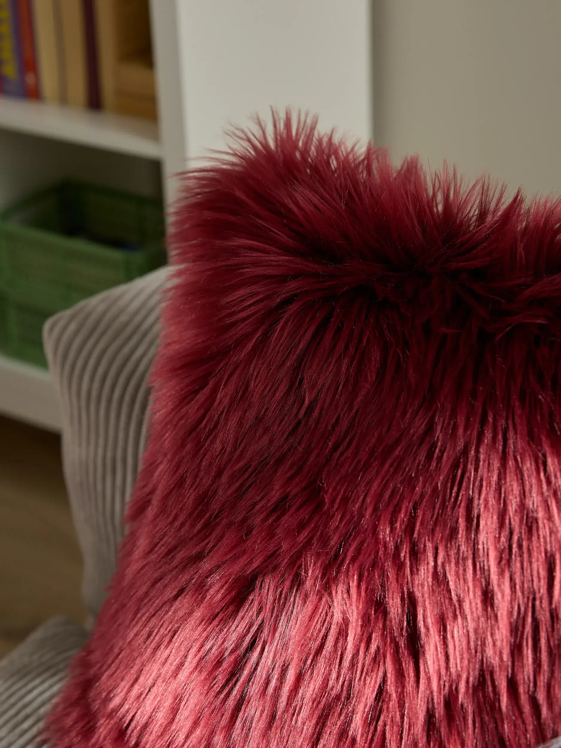 Kissen Nanuk Bordeaux im Design Einfarbig aus 70% Polyacryl, 30% Polyester von benuta Pop
