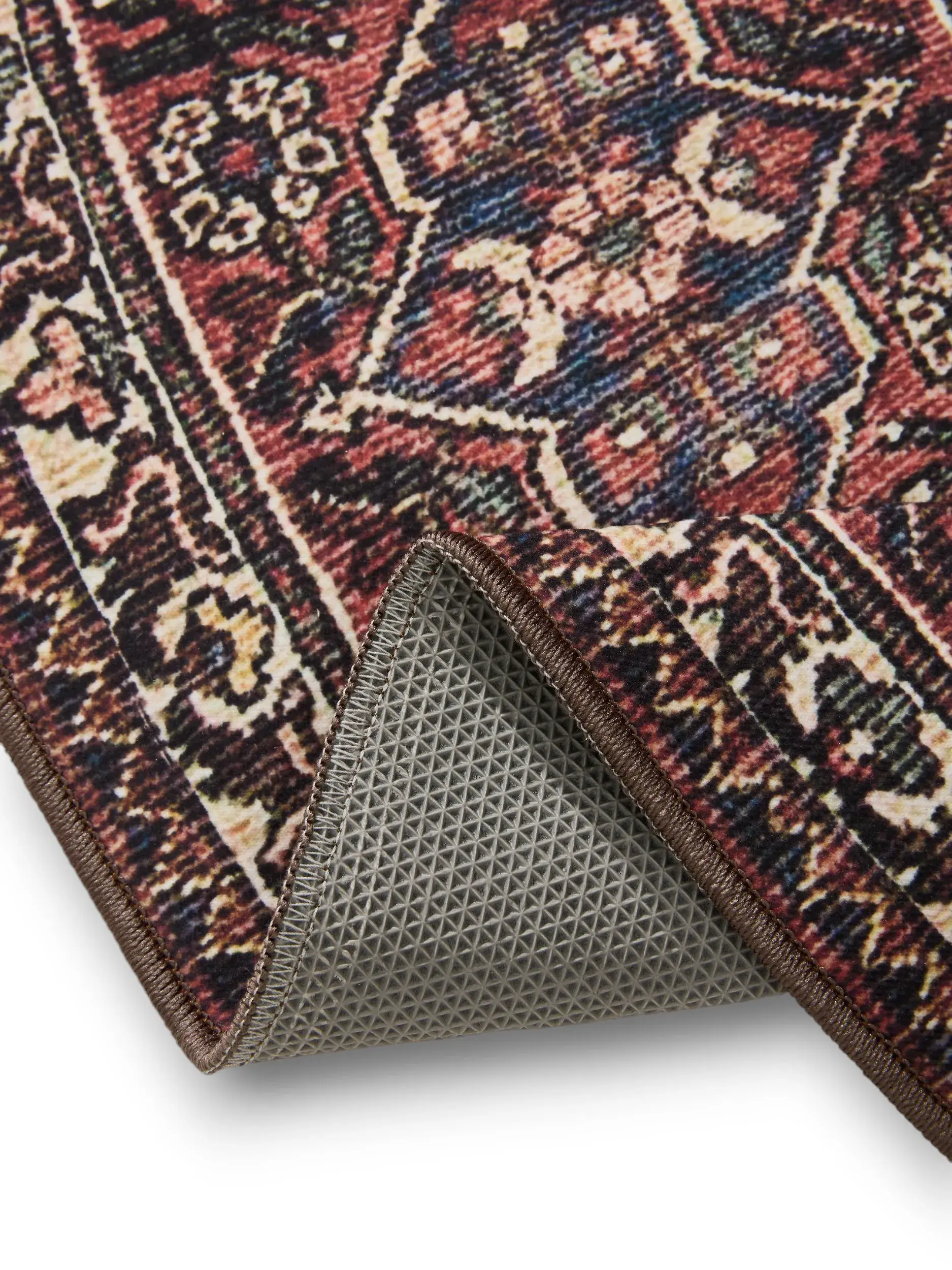 Rug made of 100% Polyester in Multicolour with a 100% Polyester high pile by benuta Basic