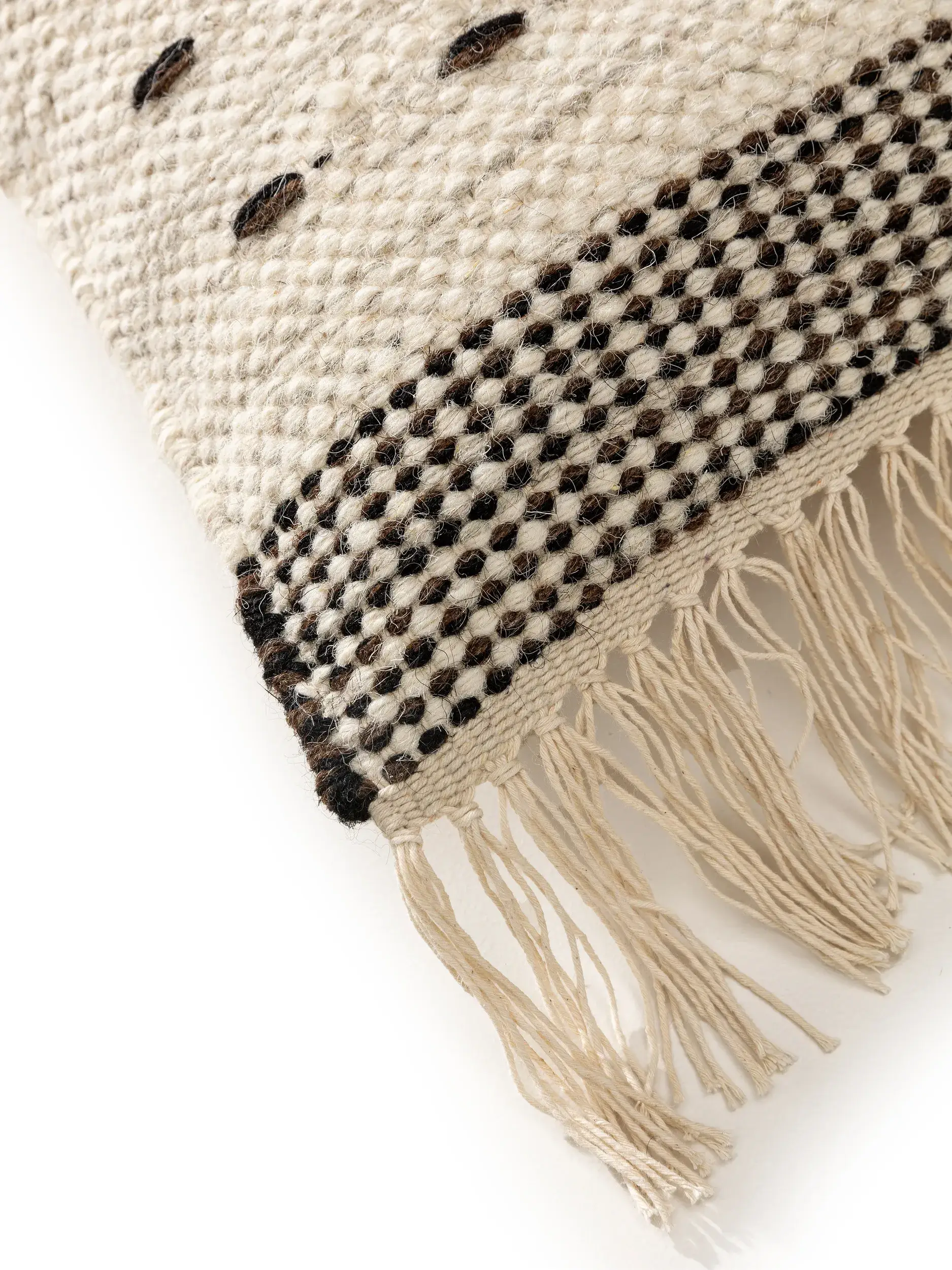 Funda de almohada Bahati Blanco y Negro con diseño de Borde en 70% Lana, 30% Algodón de benuta POP