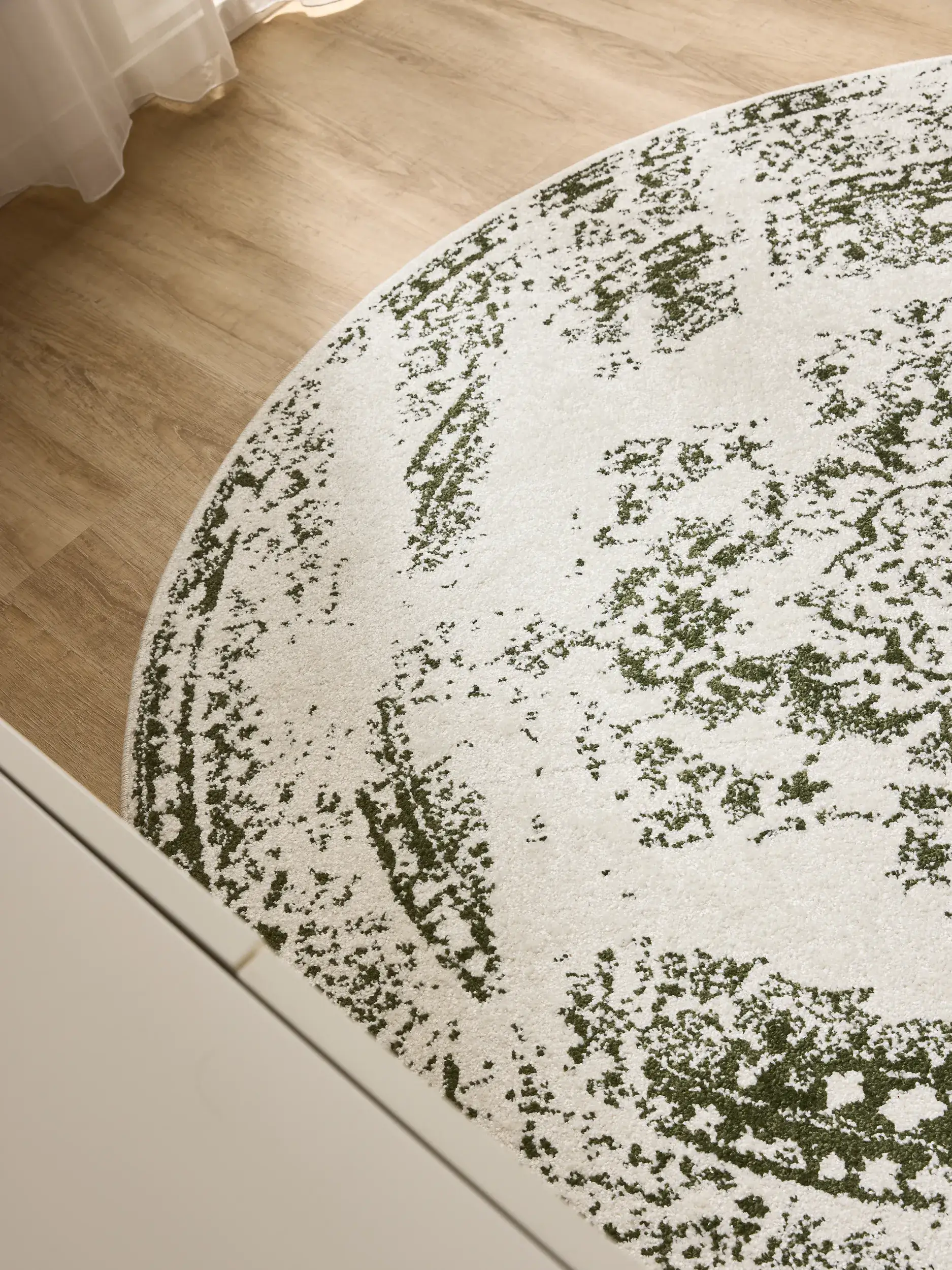 Rug made of 100% Polypropylen in Beige with a 100% Polypropylen high pile by benuta Basic