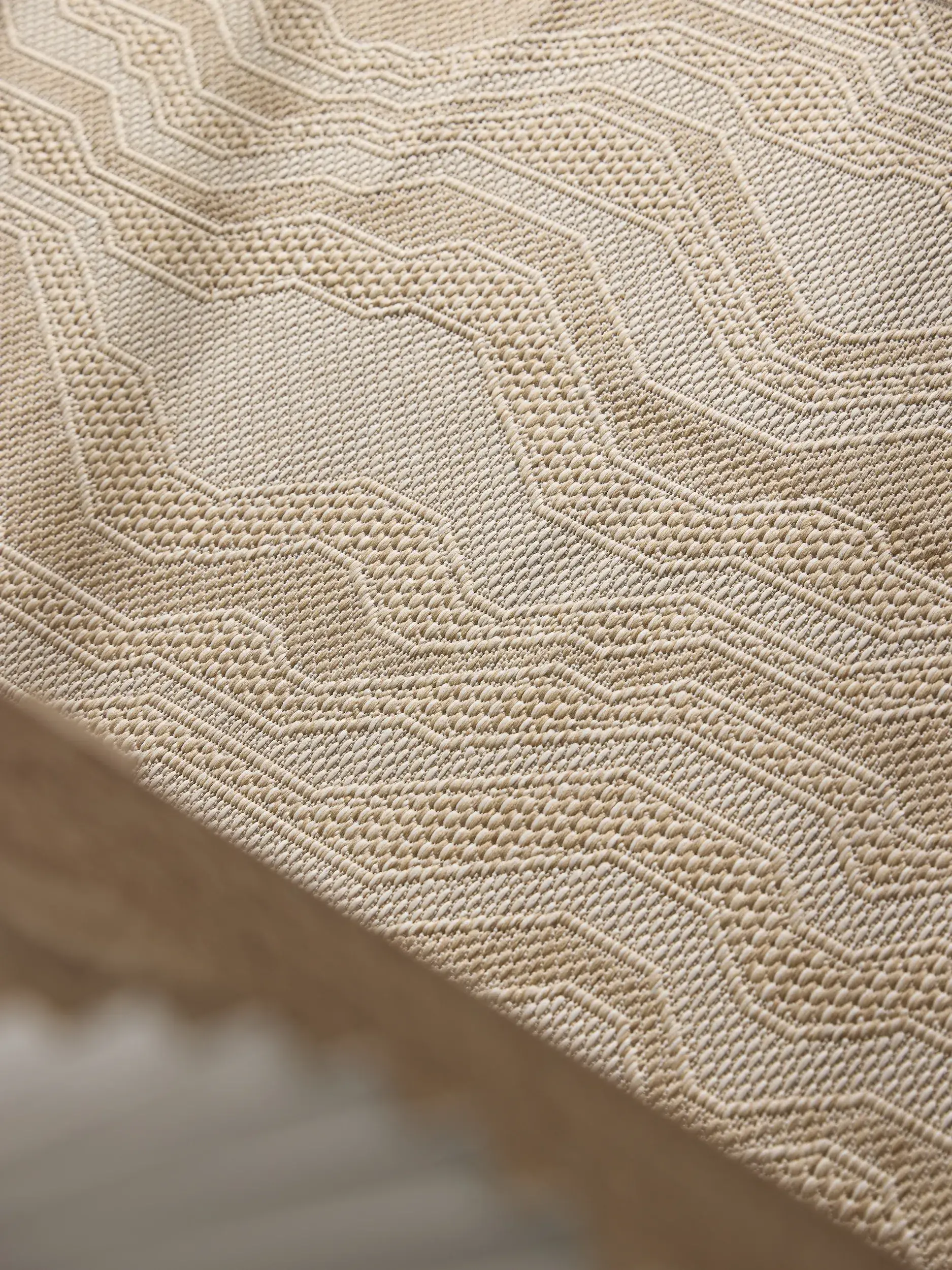 Teppich aus 100% Polypropylen in Weiß mit 100% Polypropylen hohem Flor von benuta Nest