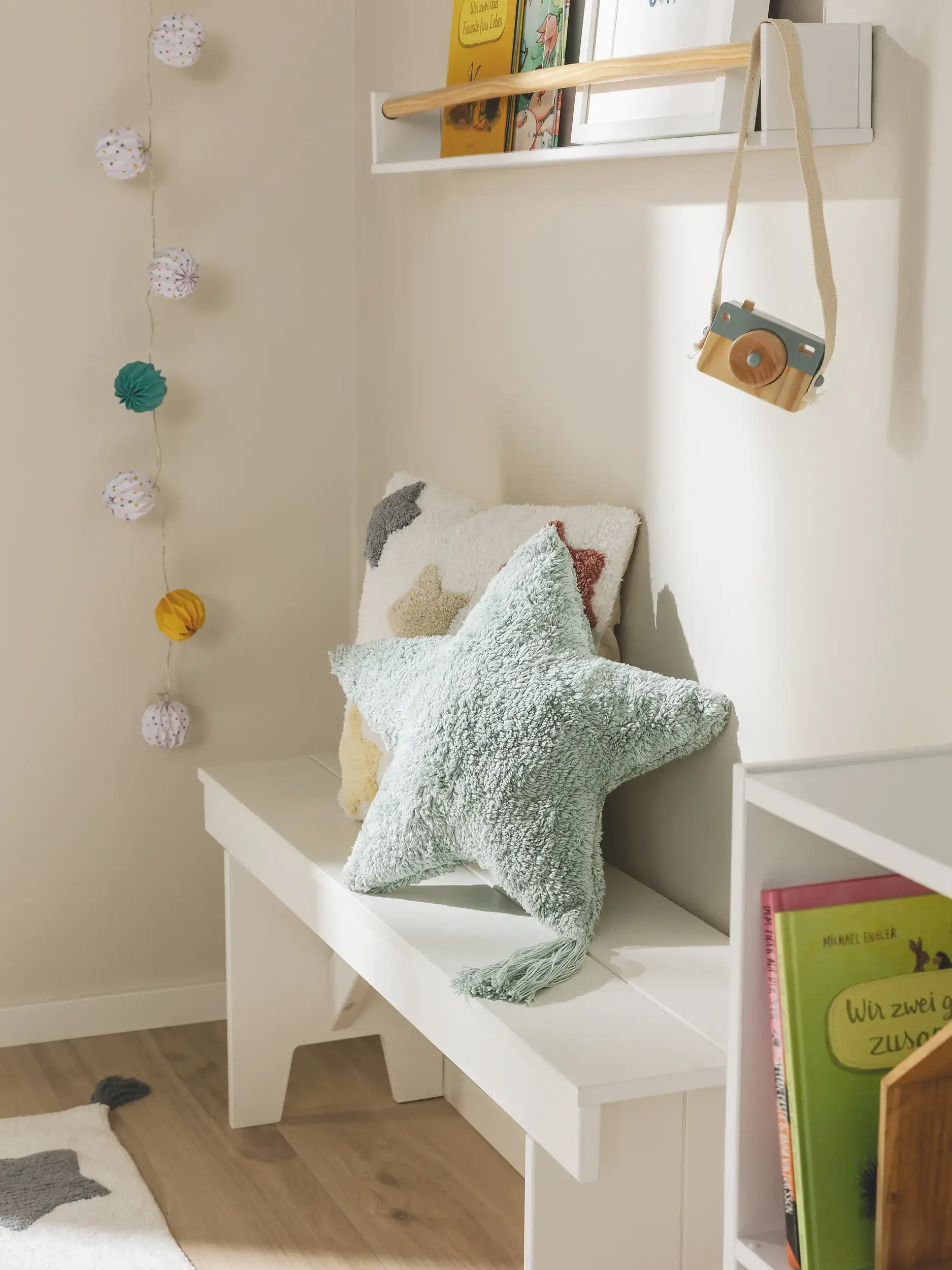 Kudde Stars Mint med Barnmotiv-design i 100% Bomull från Lytte