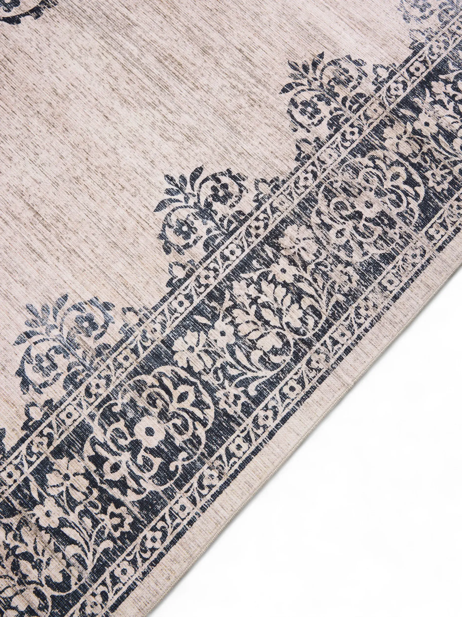 Tapijt van 100% Polyester in Grijs met een 100% Polyester hoge pool van benuta POP