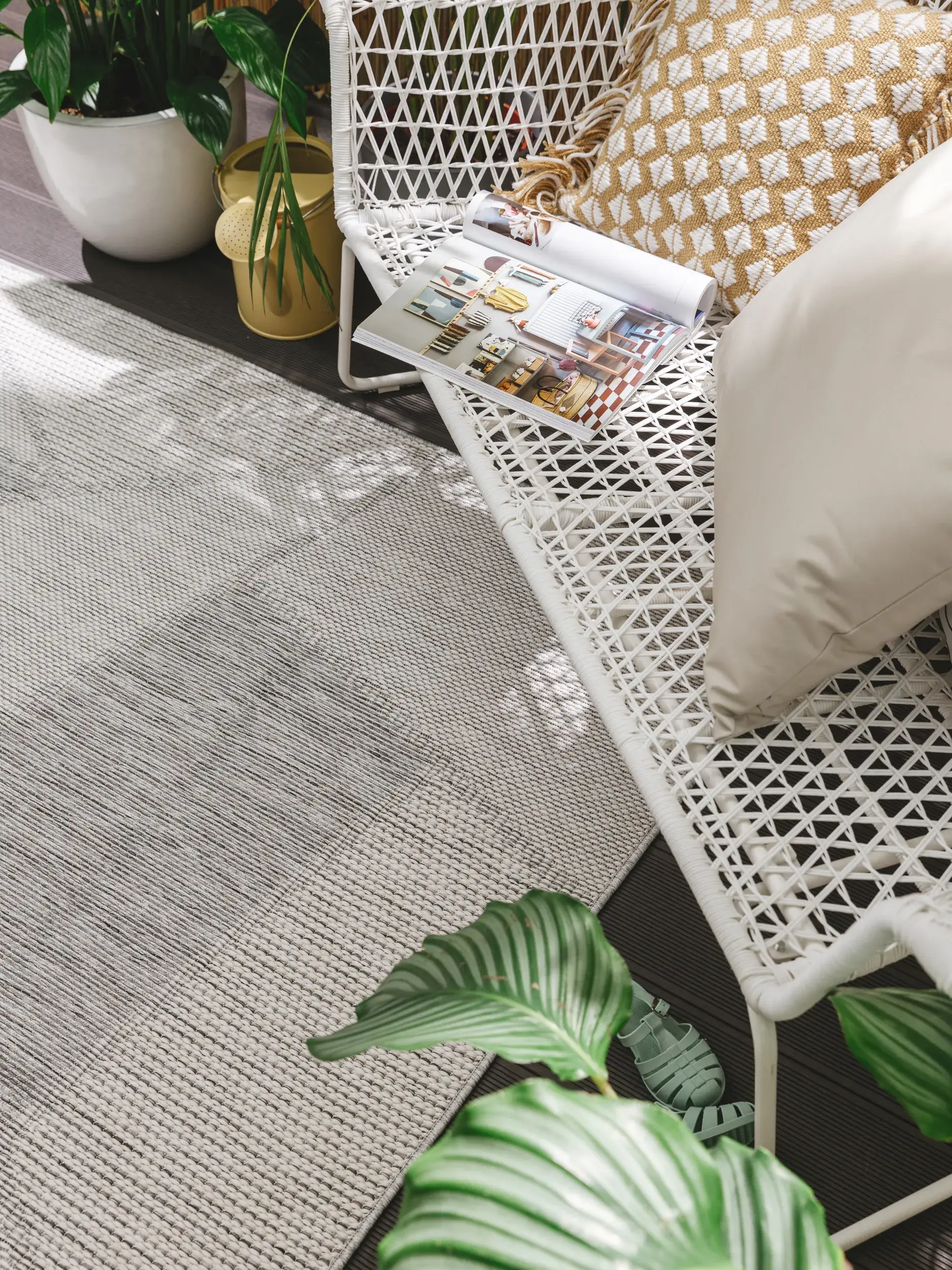 Rug made of 100% Polypropylen in Grey with a 100% Polypropylen high pile by benuta Nest
